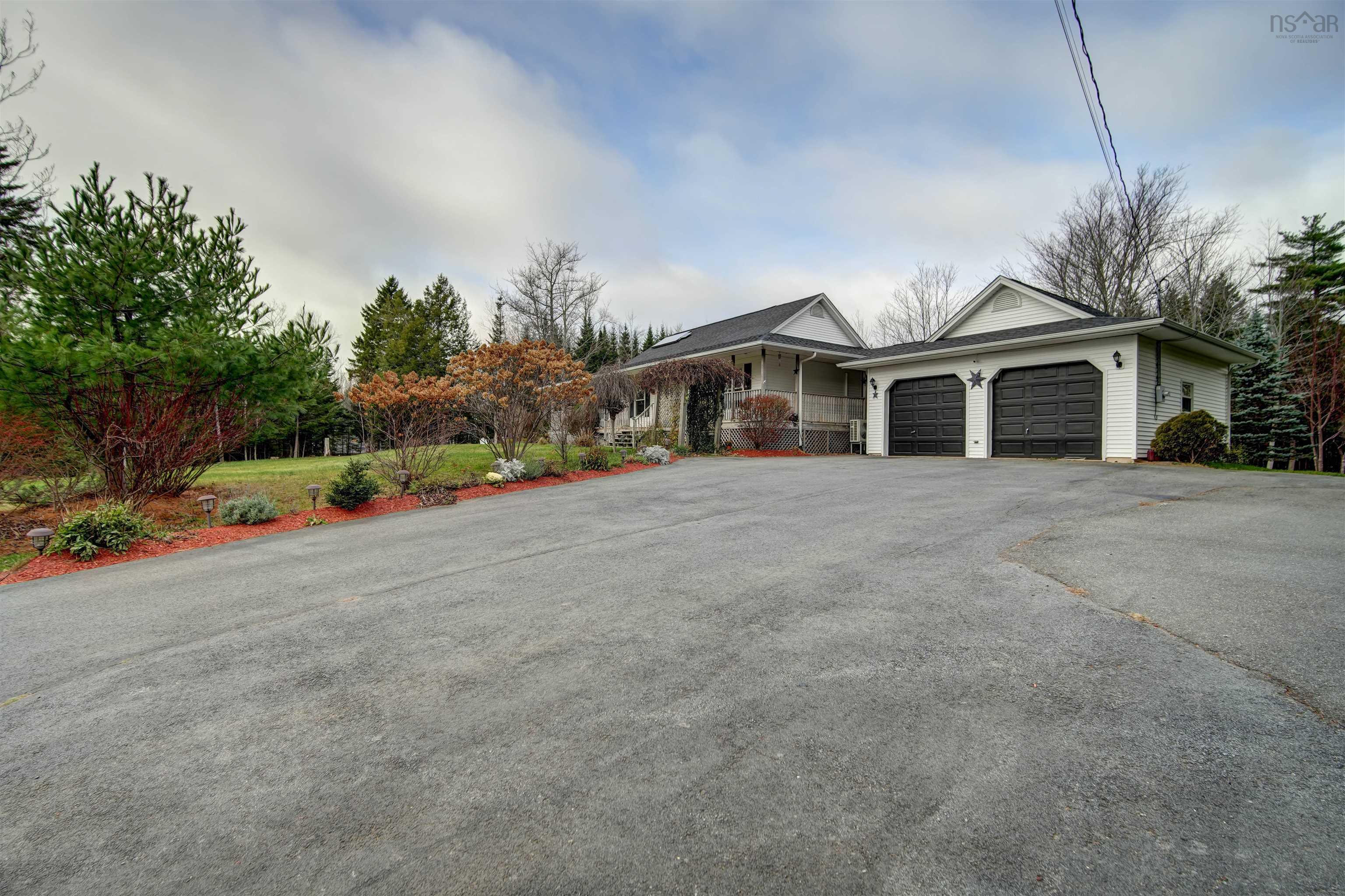 $699,900.00: 489 Windgate Drive, Windsor Junction
