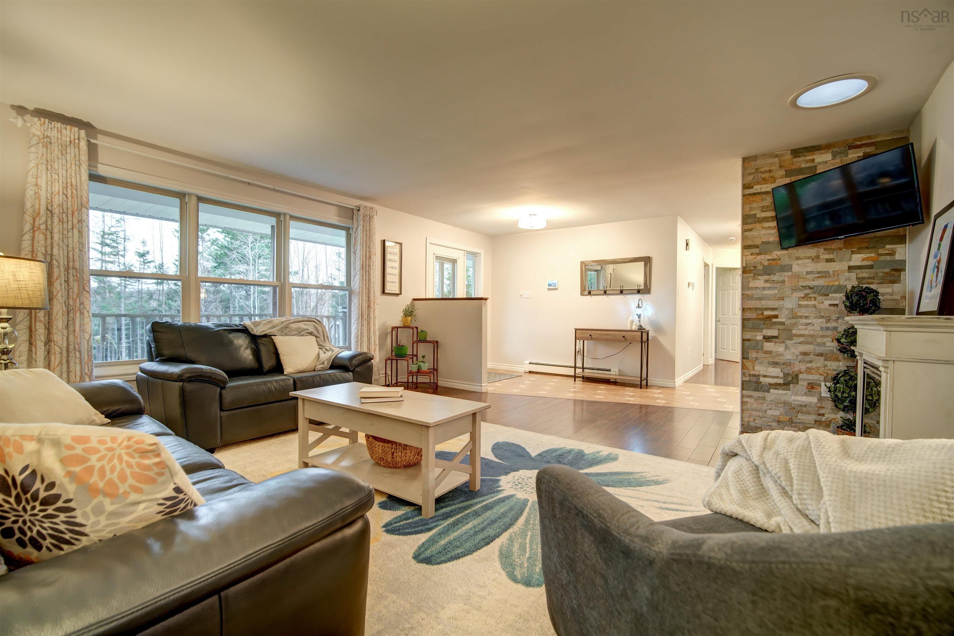$699,900.00: 489 Windgate Drive, Windsor Junction