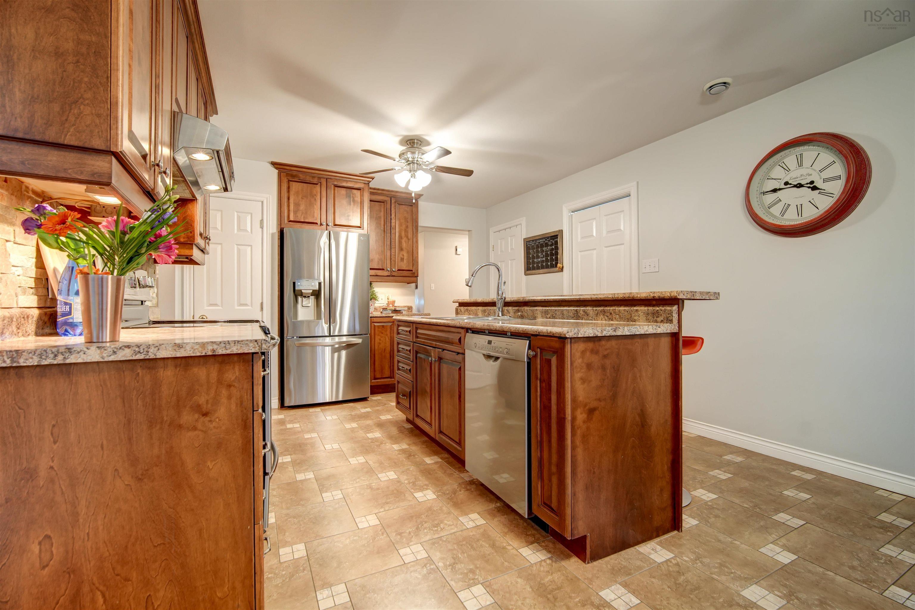 $699,900.00: 489 Windgate Drive, Windsor Junction