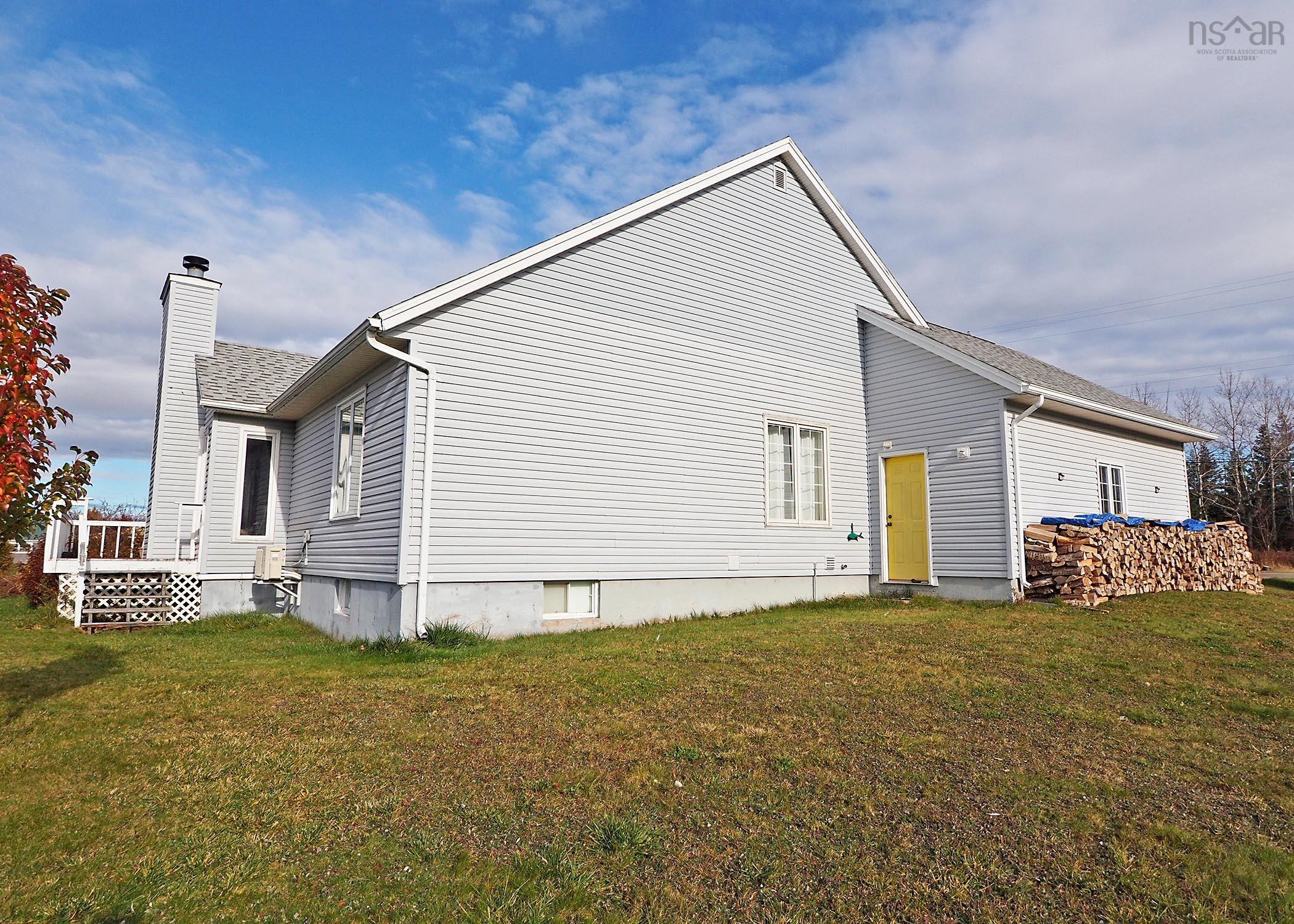 $429,000.00: 320 Pier Road, Parrsboro