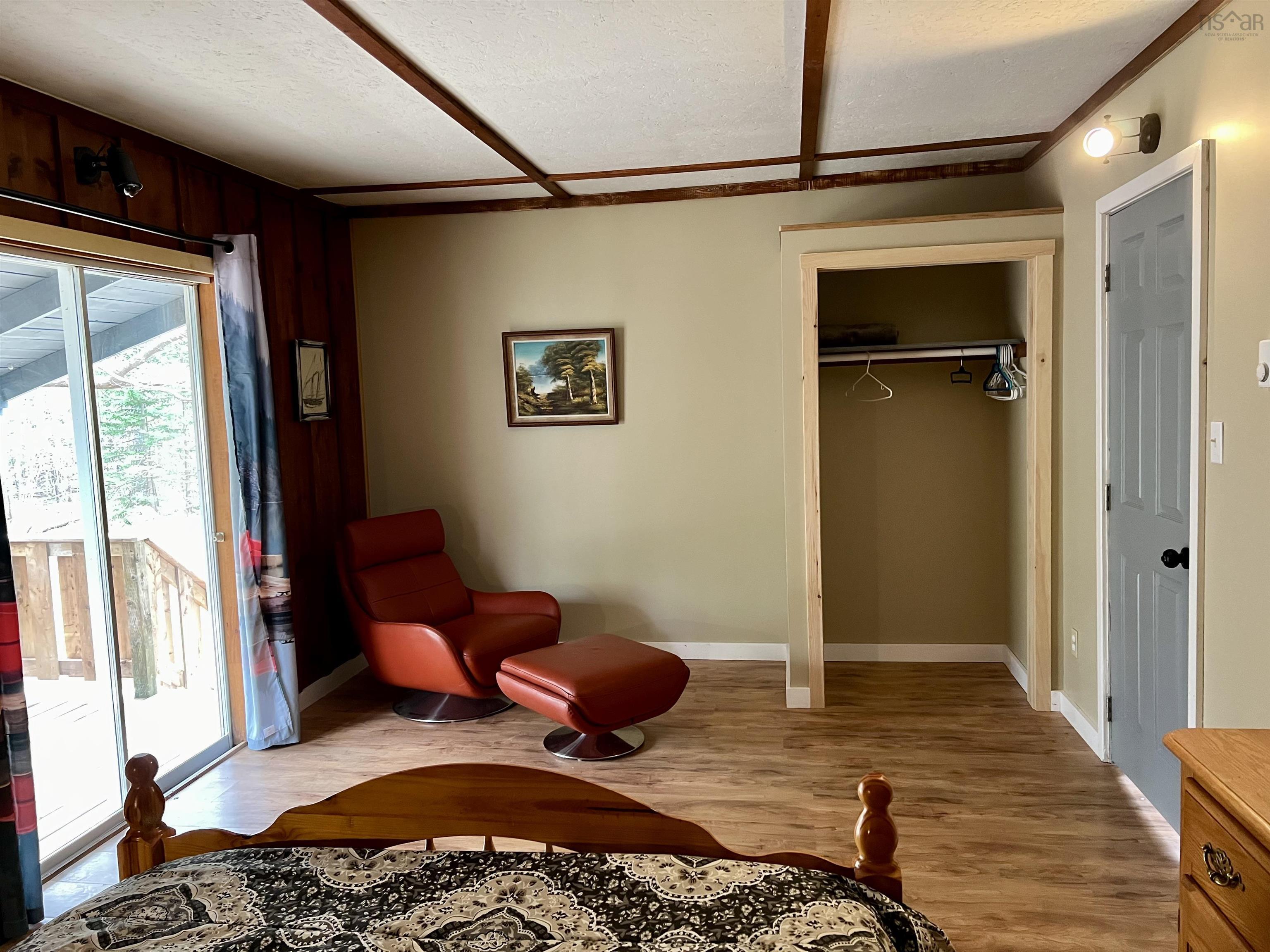 $289,000.00: 98 Lakeside Drive, Welshtown