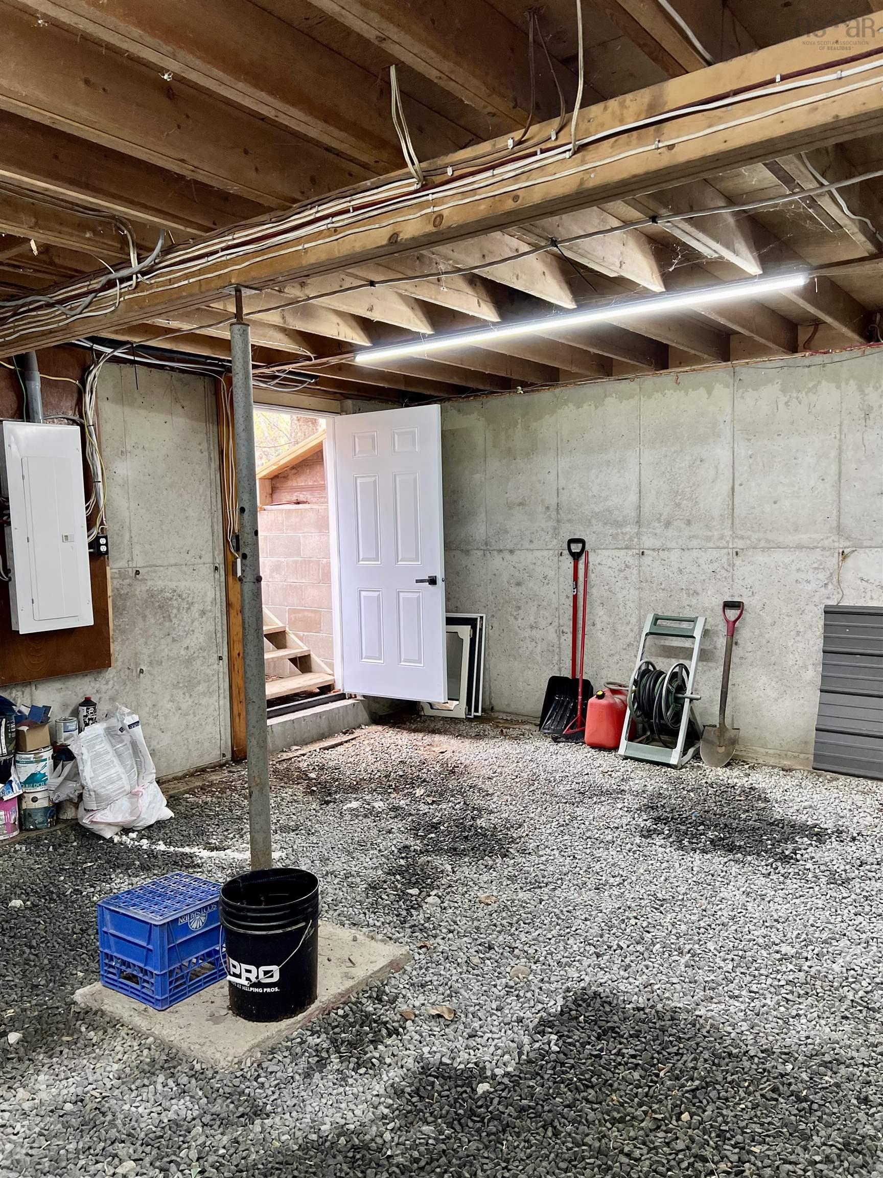 $289,000.00: 98 Lakeside Drive, Welshtown