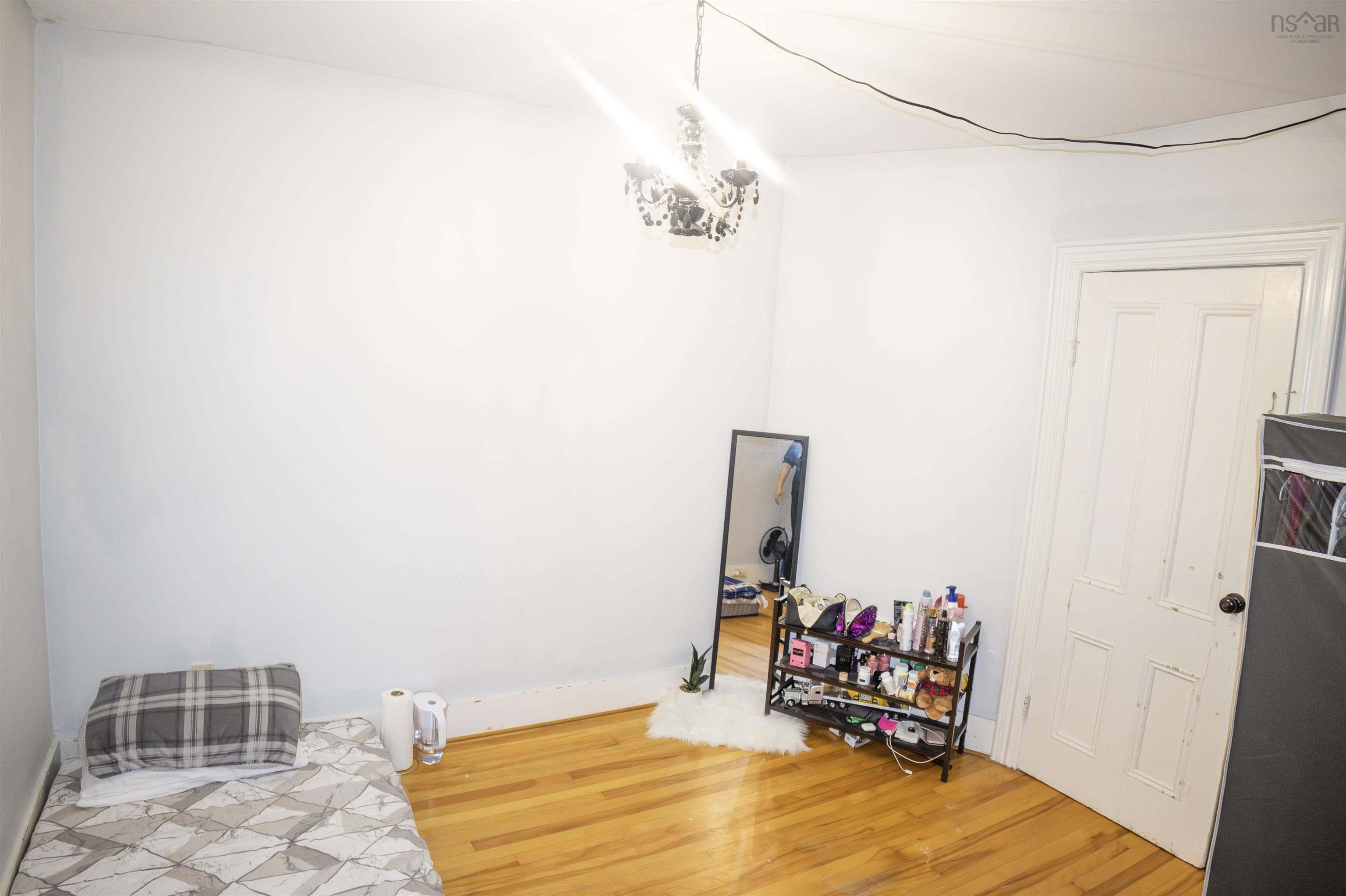 $340,000.00: 100 Park Street, Truro