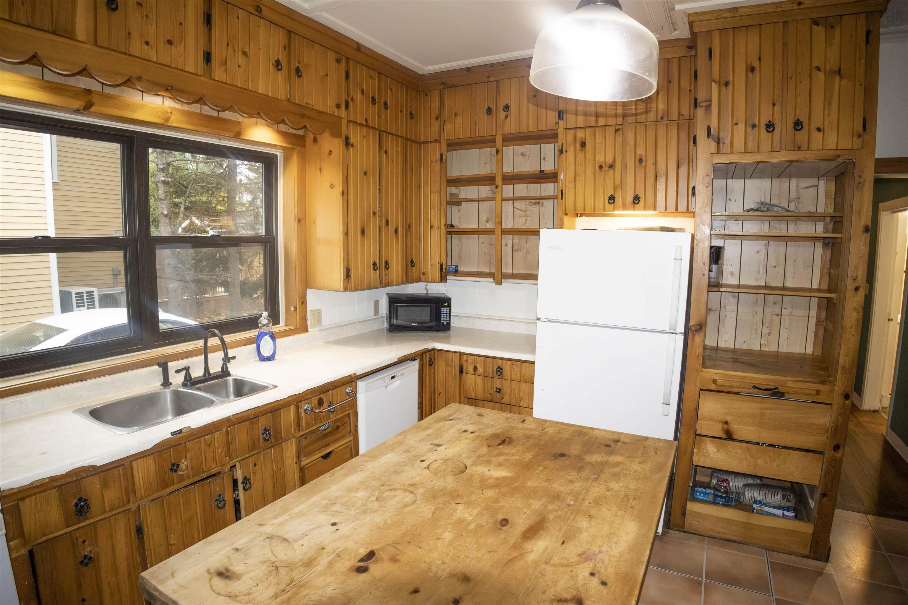 $340,000.00: 100 Park Street, Truro