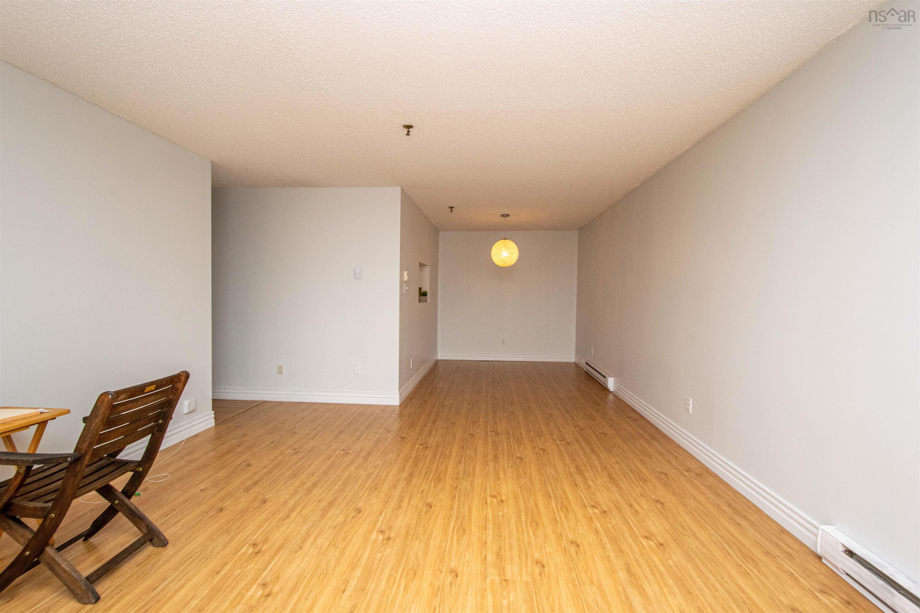 $324,900.00: 200 2 Lombardy Lane, Dartmouth