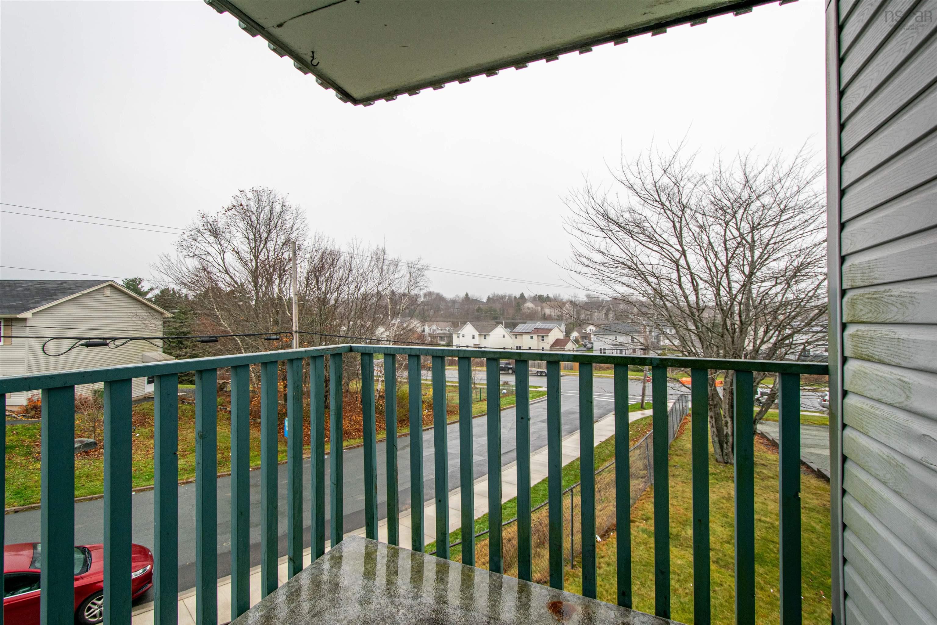 $324,900.00: 200 2 Lombardy Lane, Dartmouth