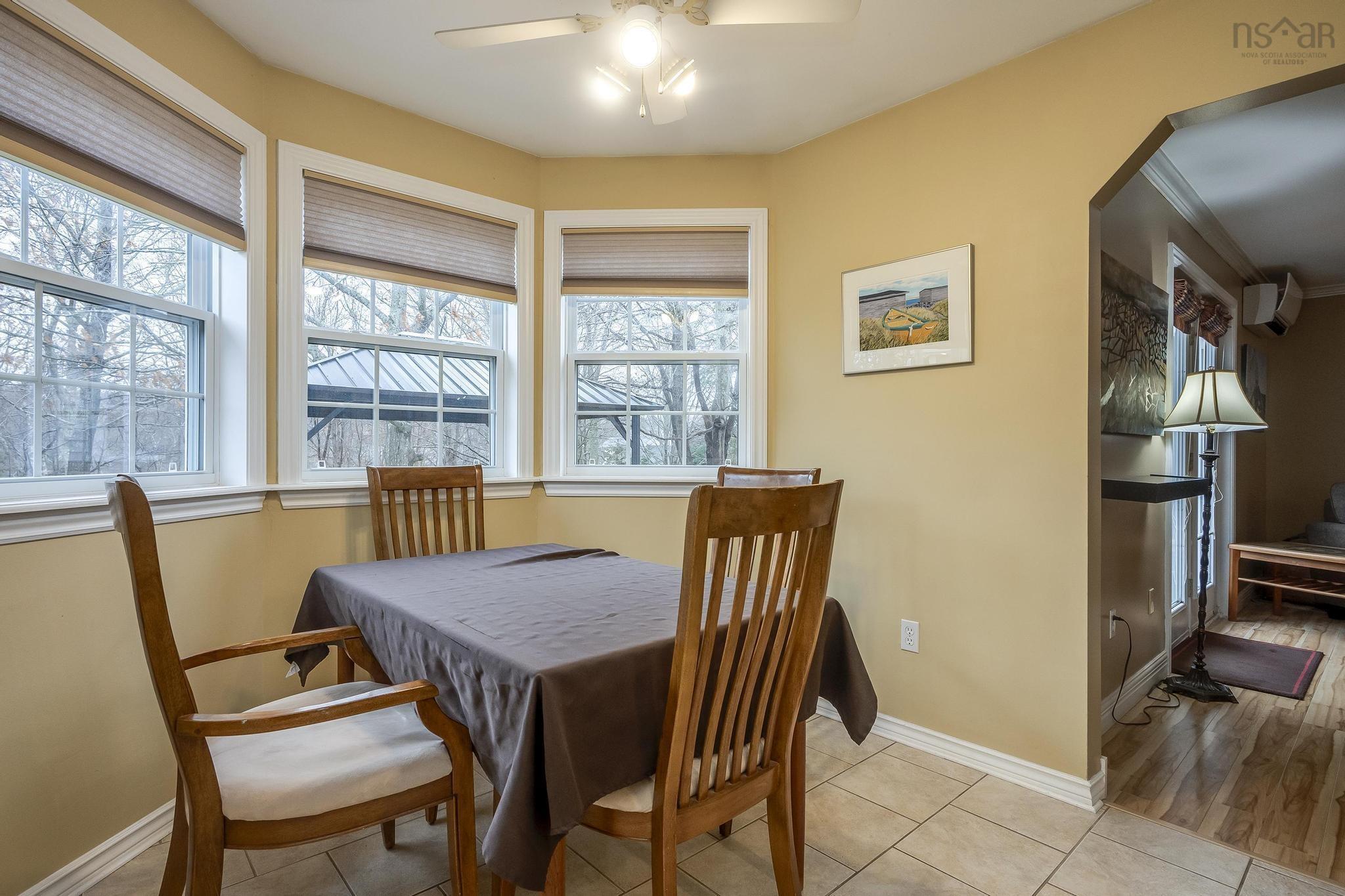 $549,000.00: 29 Bishop Avenue W, New Minas