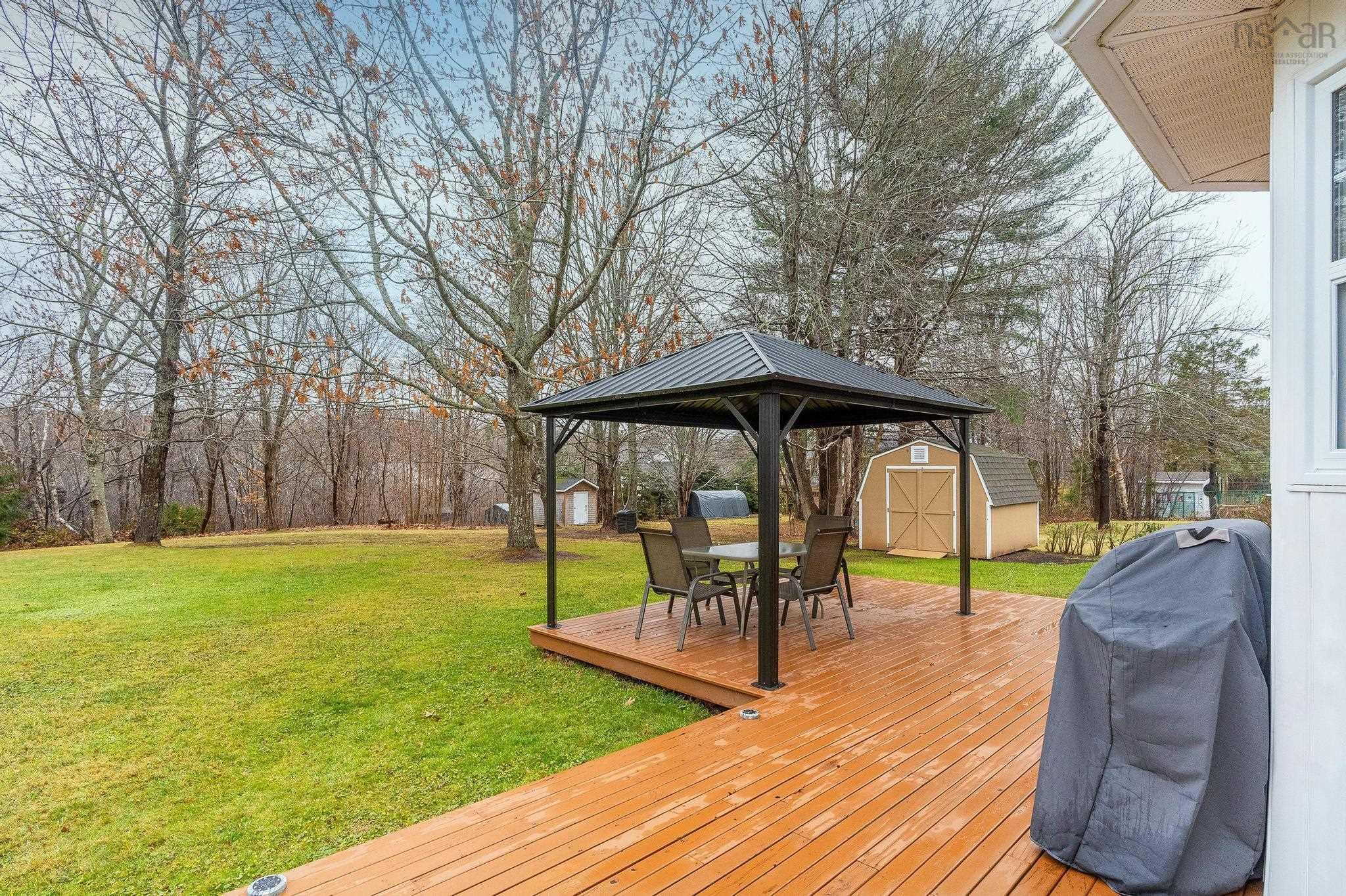 $549,000.00: 29 Bishop Avenue W, New Minas