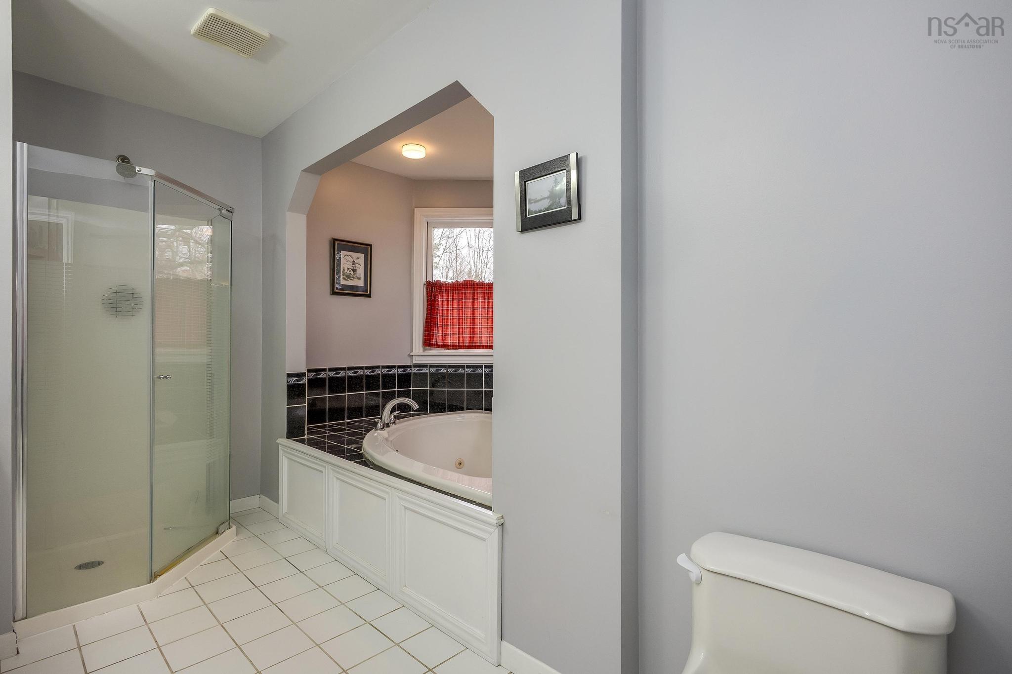 $549,000.00: 29 Bishop Avenue W, New Minas