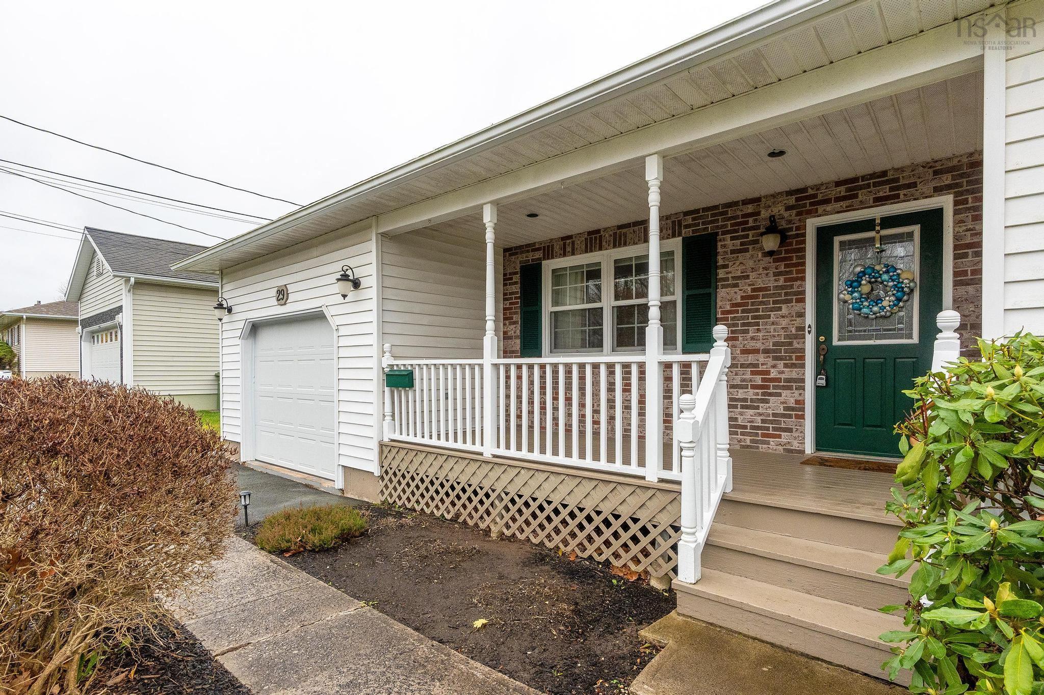 $549,000.00: 29 Bishop Avenue W, New Minas