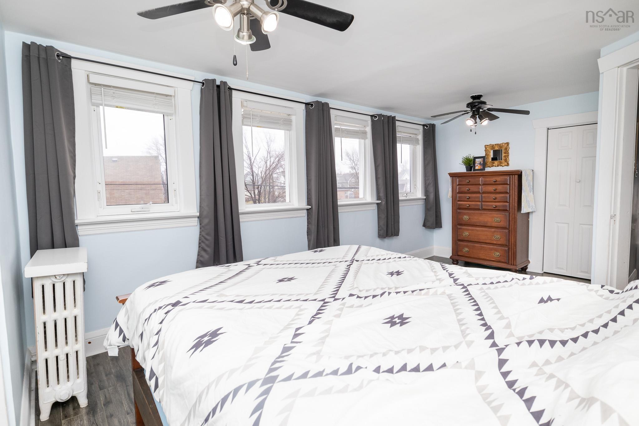 $219,900.00: 204 King Edward Street, Glace Bay