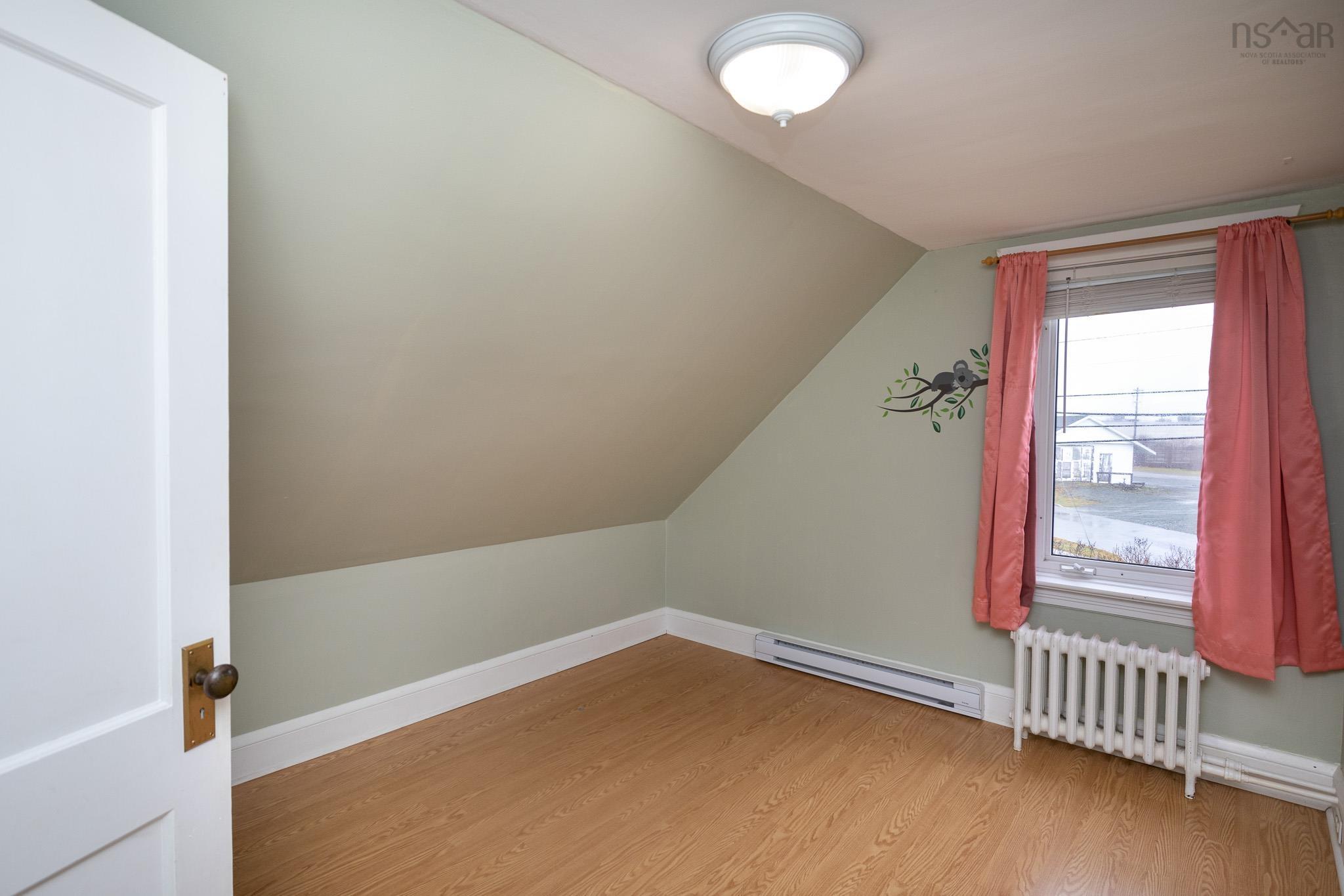$219,900.00: 204 King Edward Street, Glace Bay