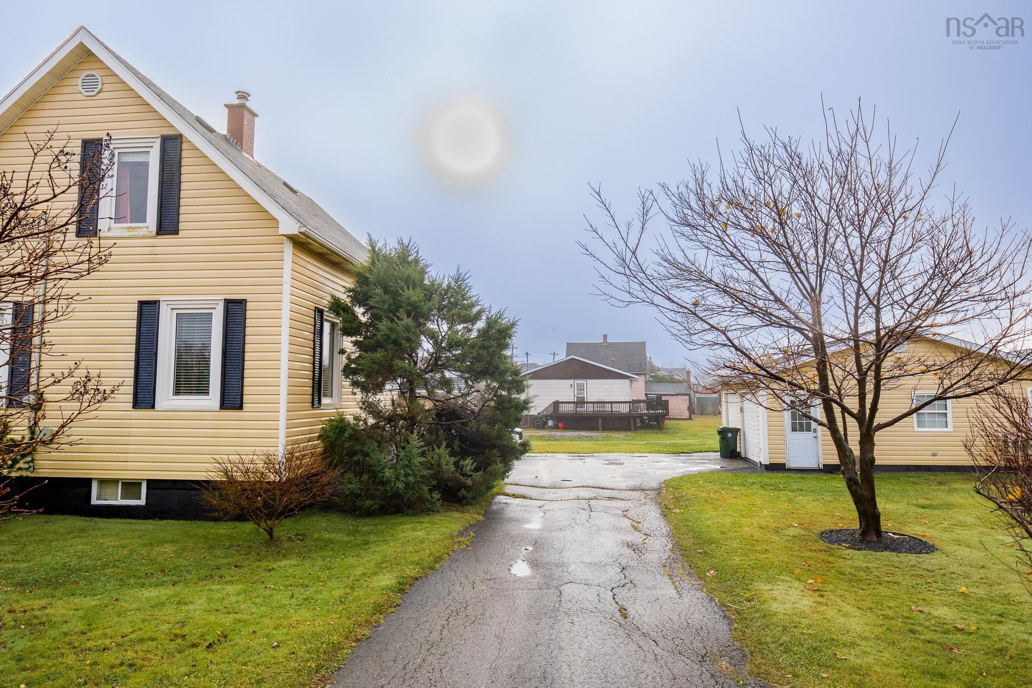 $219,900.00: 204 King Edward Street, Glace Bay