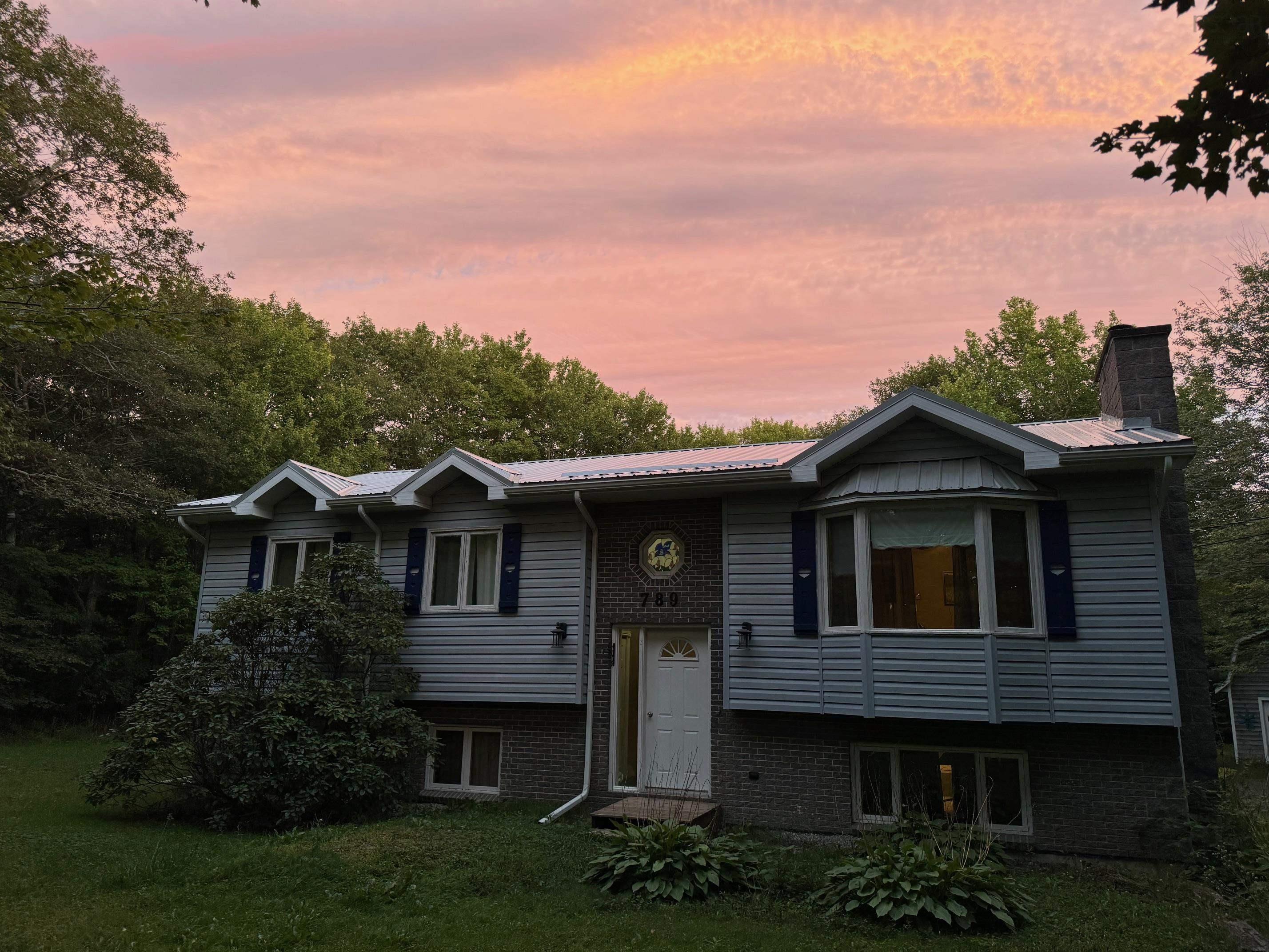 $339,900.00: 789 Old Port Mouton Road, White Point