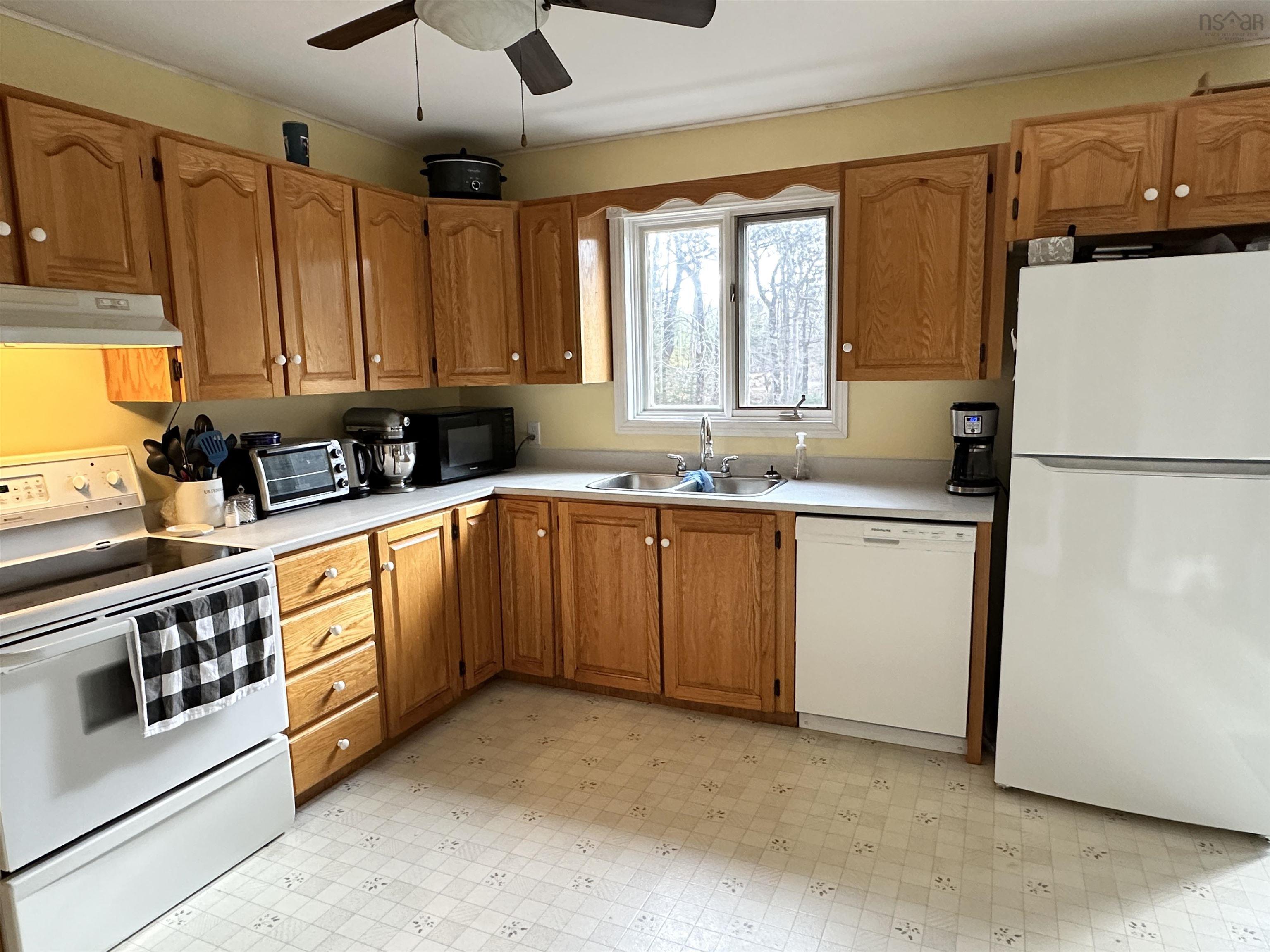 $339,900.00: 789 Old Port Mouton Road, White Point