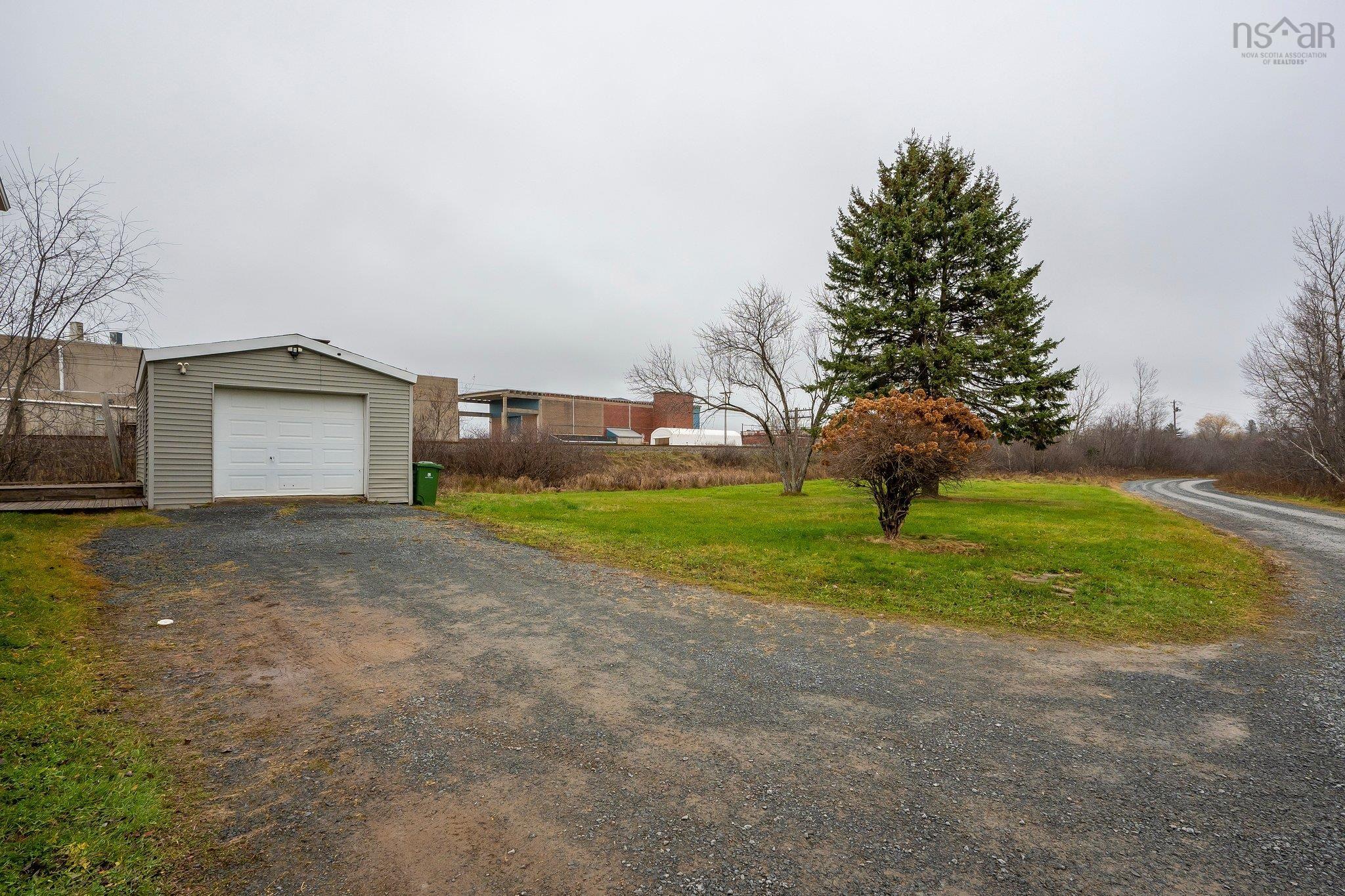 $329,900.00: 30 Paley Road, Lantz