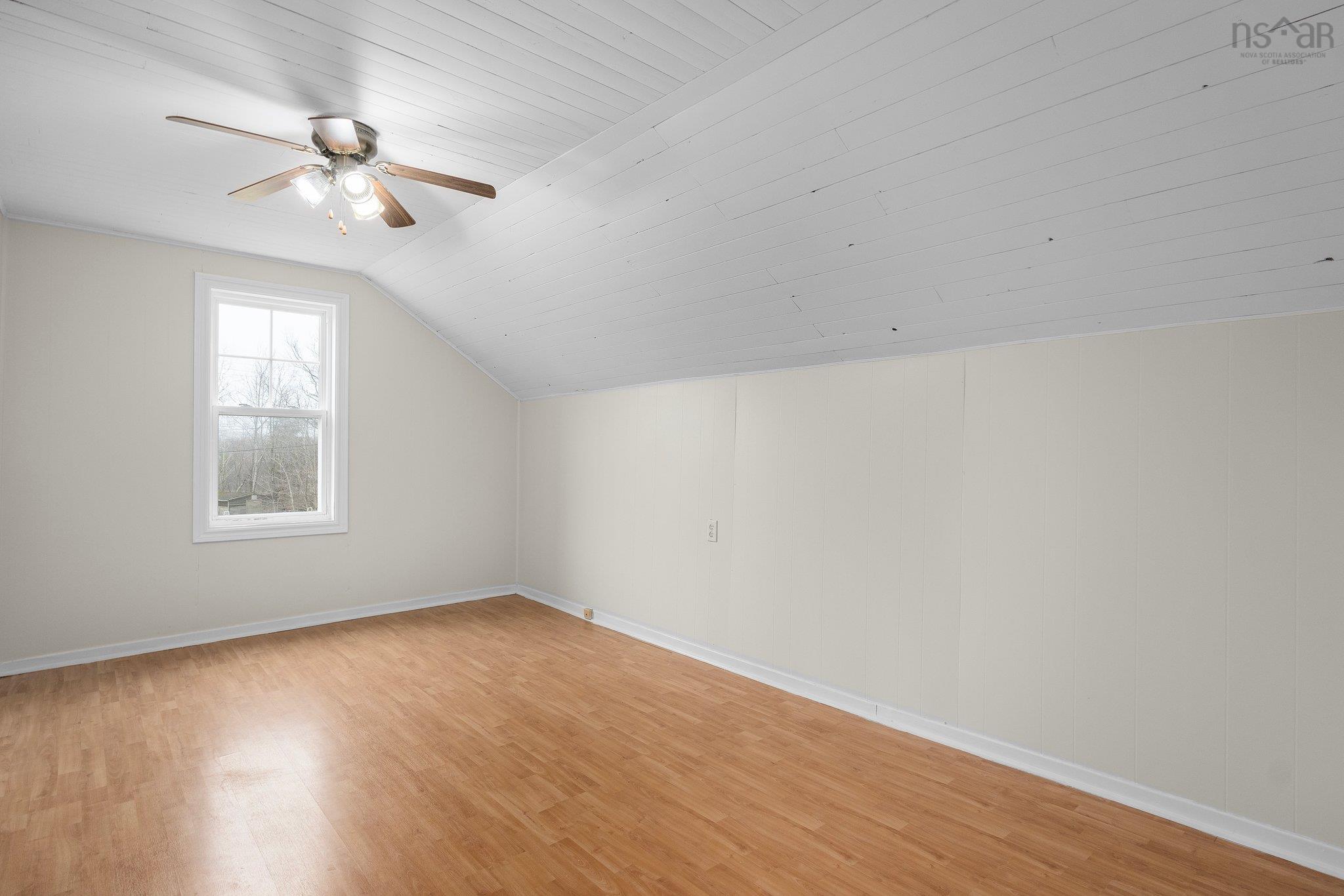 $329,900.00: 30 Paley Road, Lantz