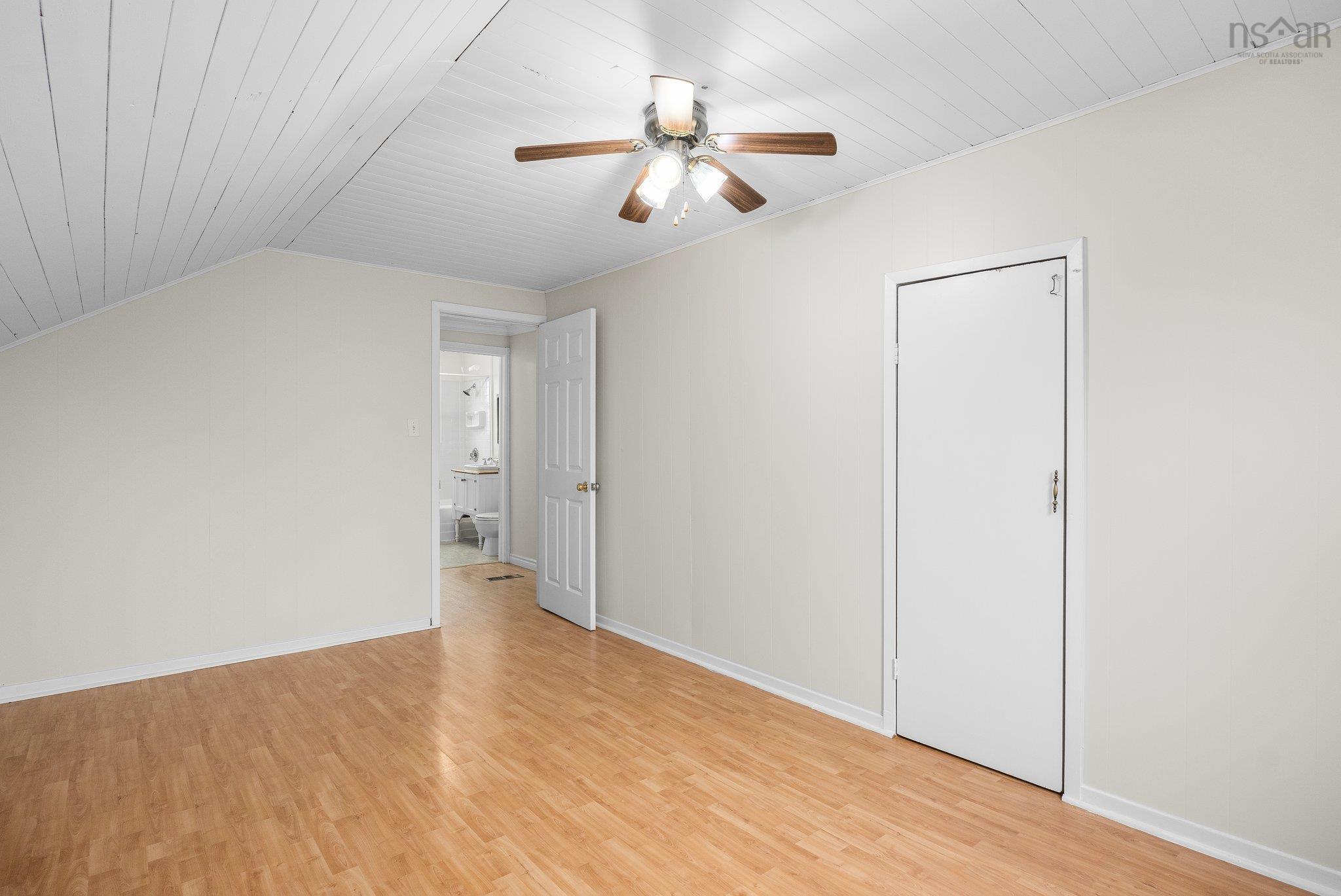 $329,900.00: 30 Paley Road, Lantz