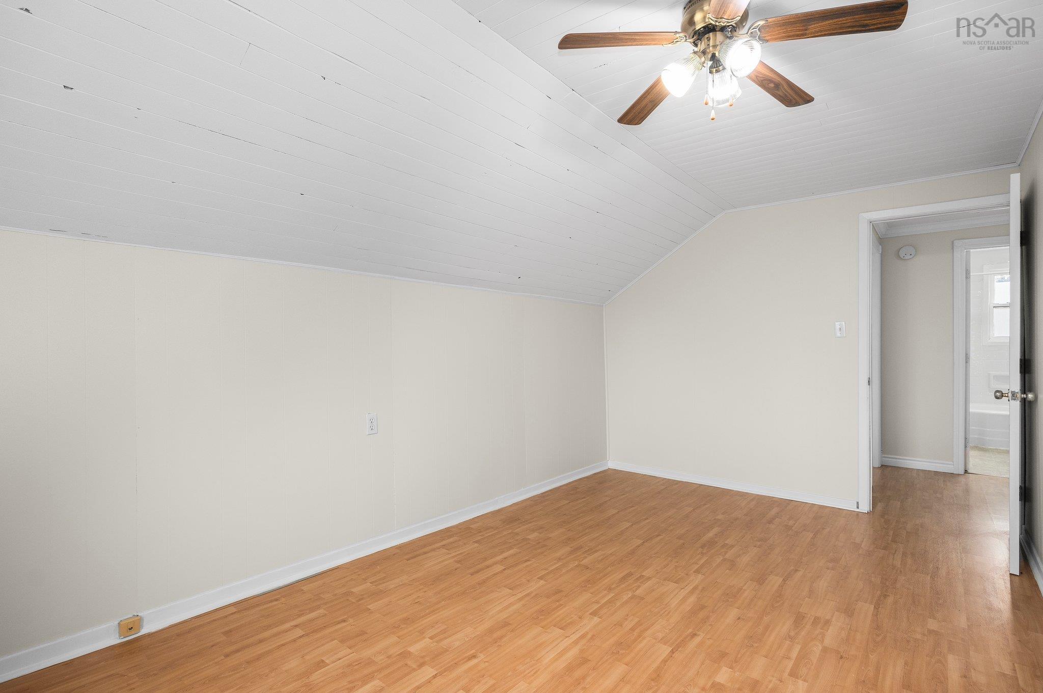 $329,900.00: 30 Paley Road, Lantz