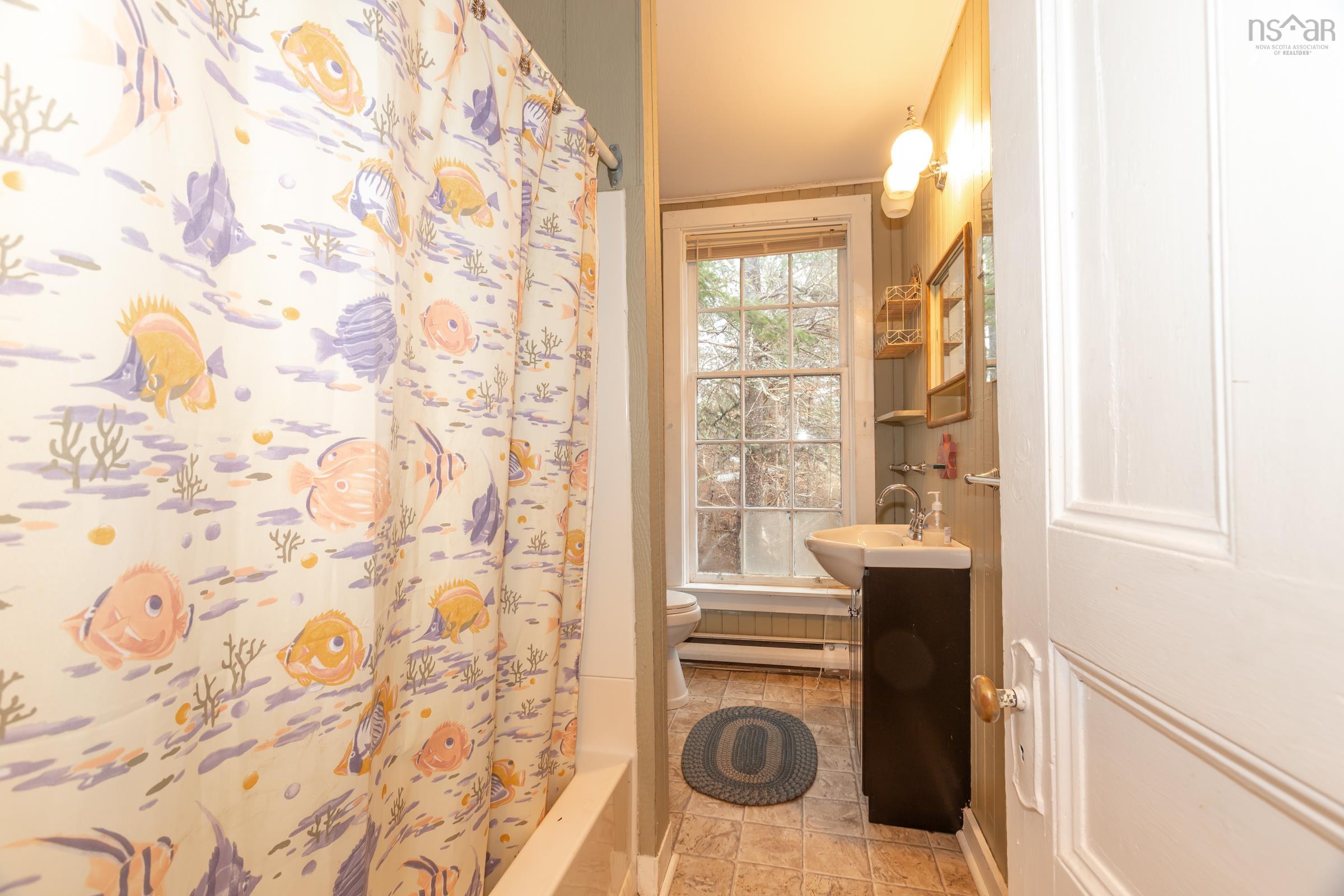 $475,000.00: 222 Old Trunk 1, Deep Brook