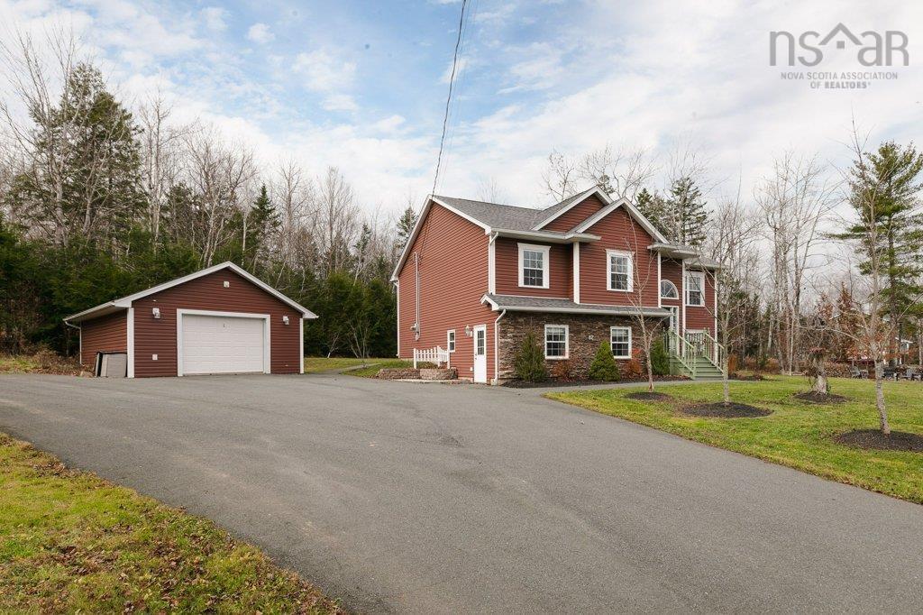 $779,900.00: 82 Sawgrass Drive, Oakfield