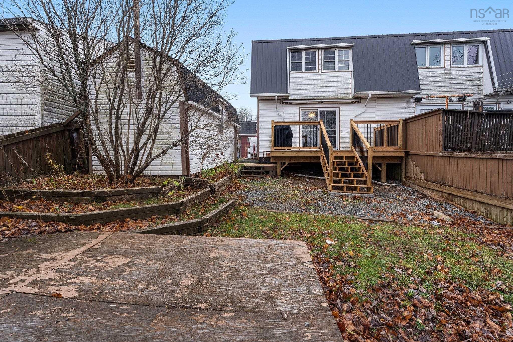 $349,900.00: 18 Spar Crescent, Dartmouth
