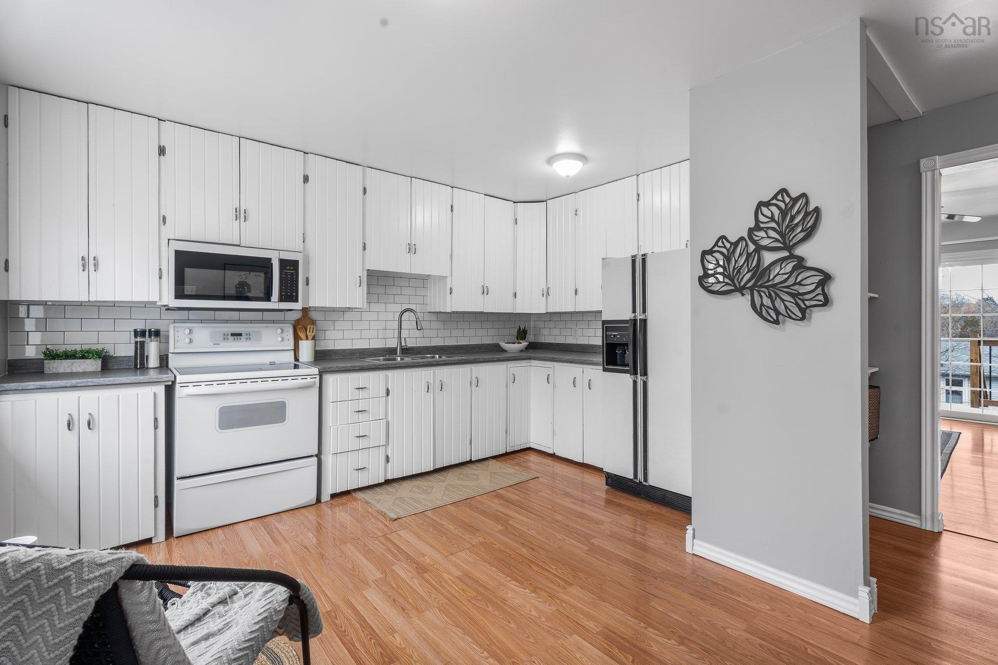 $349,900.00: 18 Spar Crescent, Dartmouth