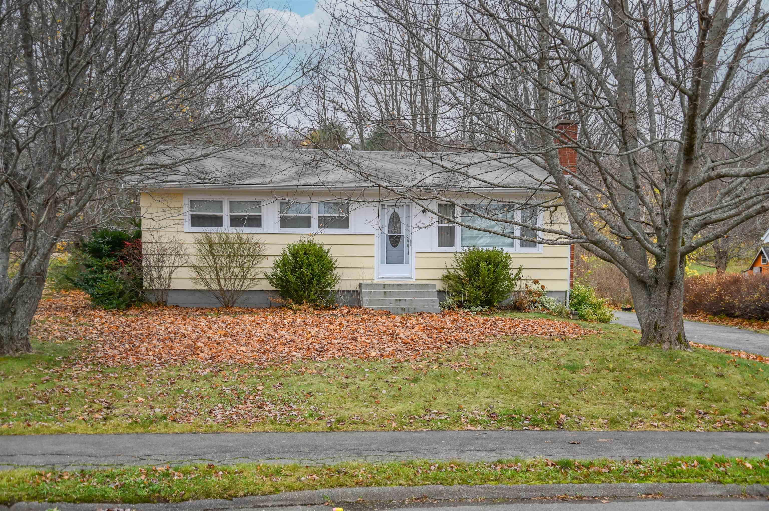 $365,000.00: 76 Highland Avenue, New Minas