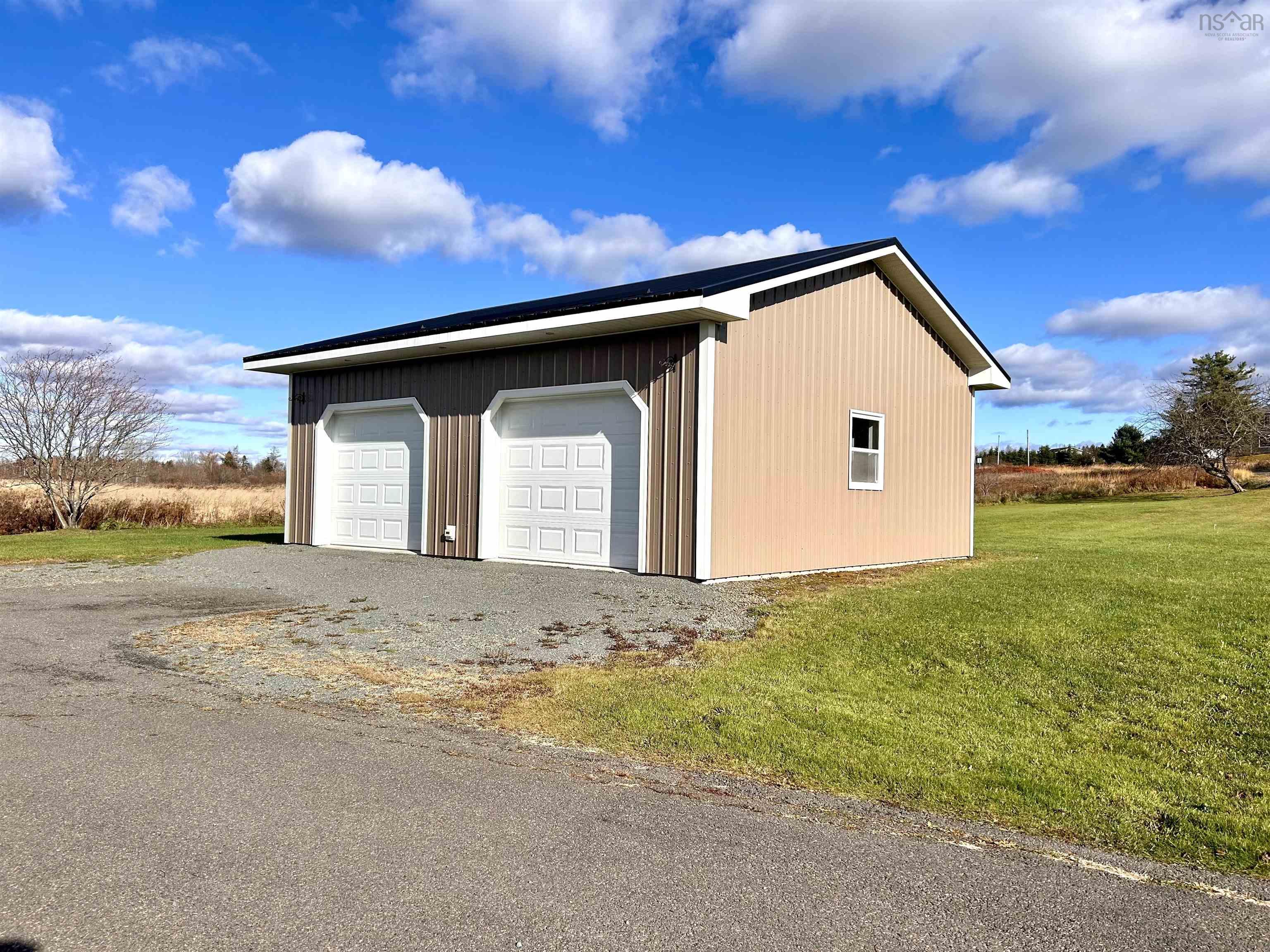 $249,900.00: 2063 242 Highway, River Hebert