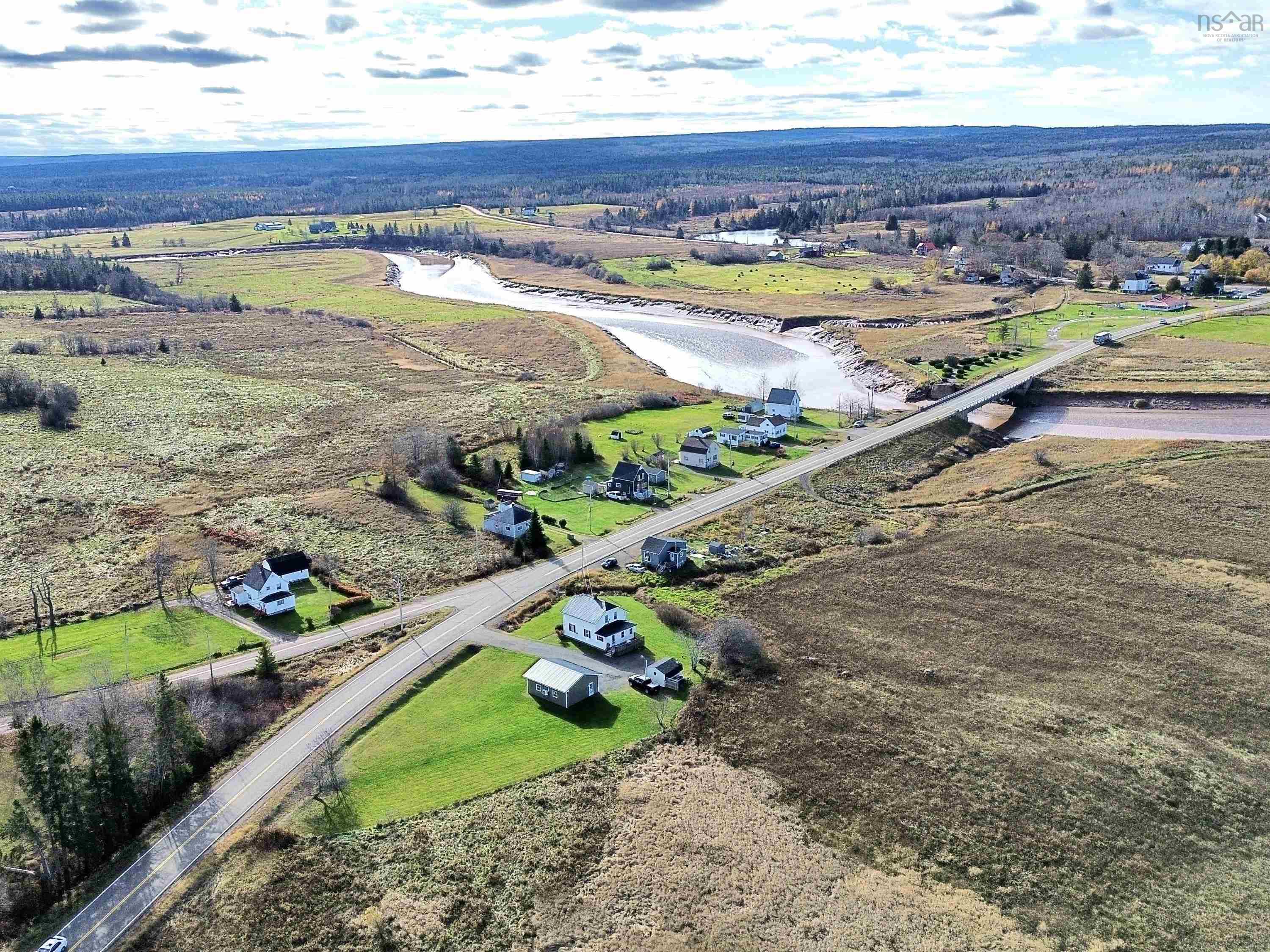 $249,900.00: 2063 242 Highway, River Hebert