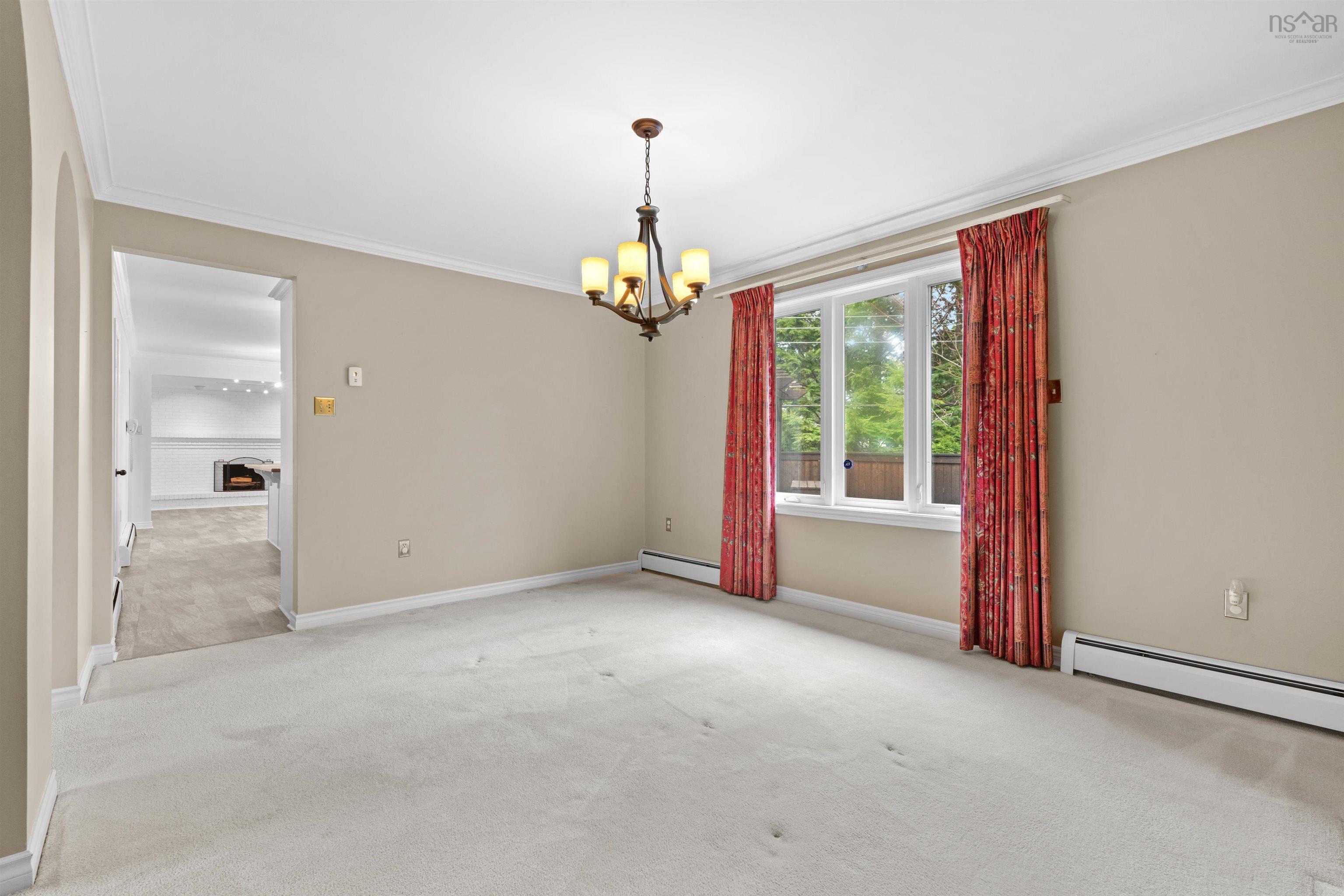 $1,075,000.00: 2 Trillium Terrace, Clayton Park