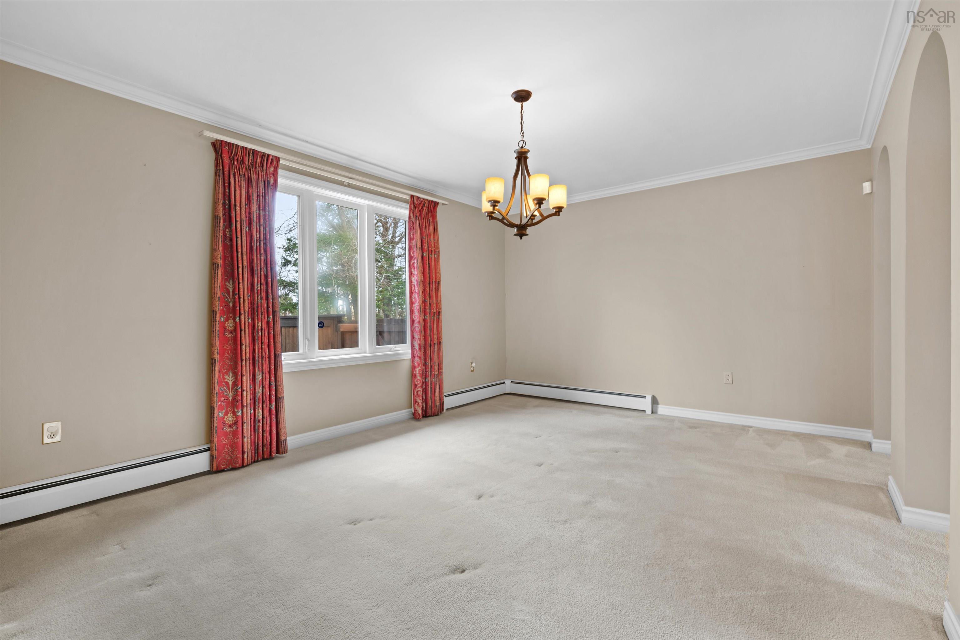 $1,075,000.00: 2 Trillium Terrace, Clayton Park
