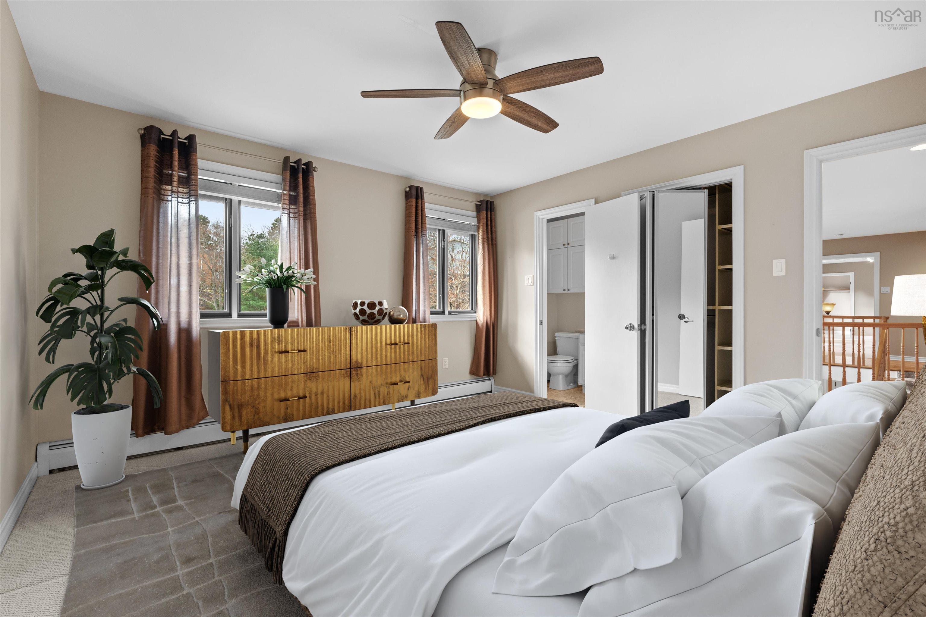 $1,075,000.00: 2 Trillium Terrace, Clayton Park