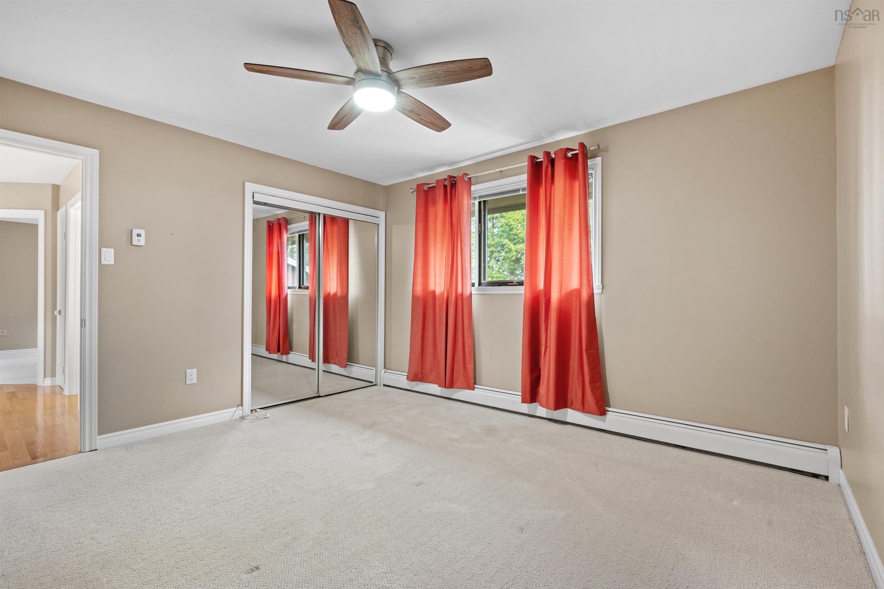 $1,075,000.00: 2 Trillium Terrace, Clayton Park