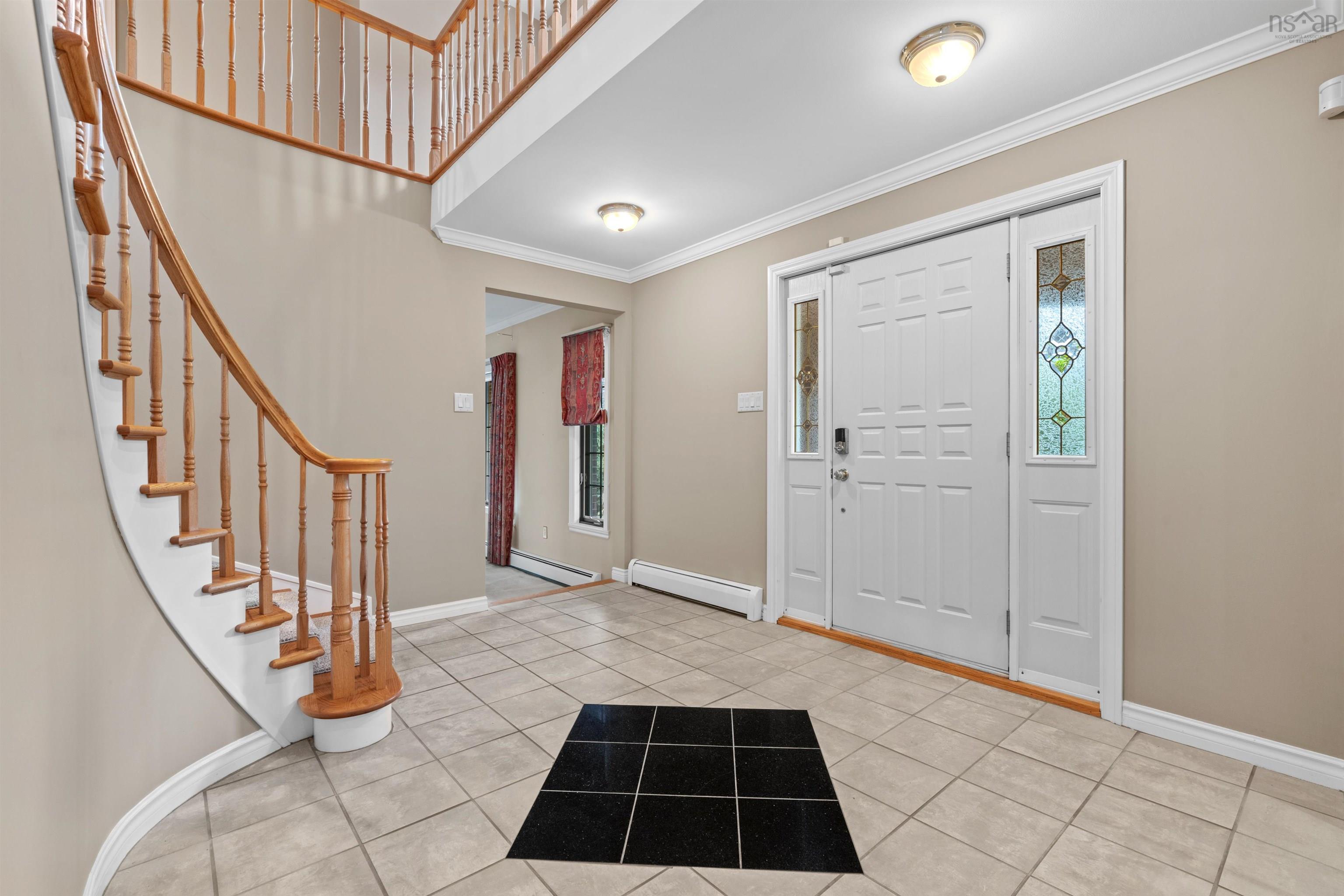 $1,075,000.00: 2 Trillium Terrace, Clayton Park
