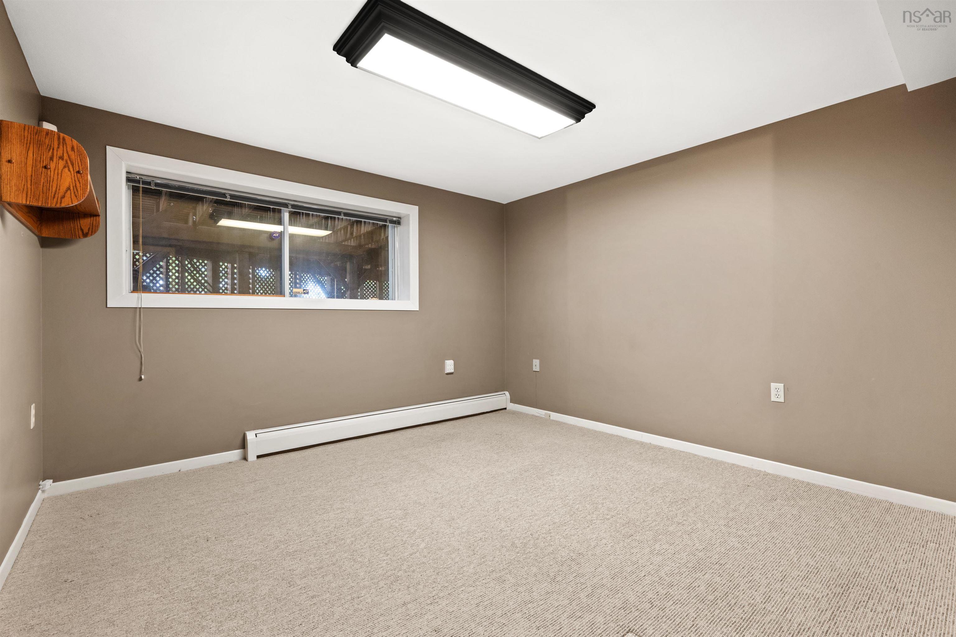 $1,075,000.00: 2 Trillium Terrace, Clayton Park