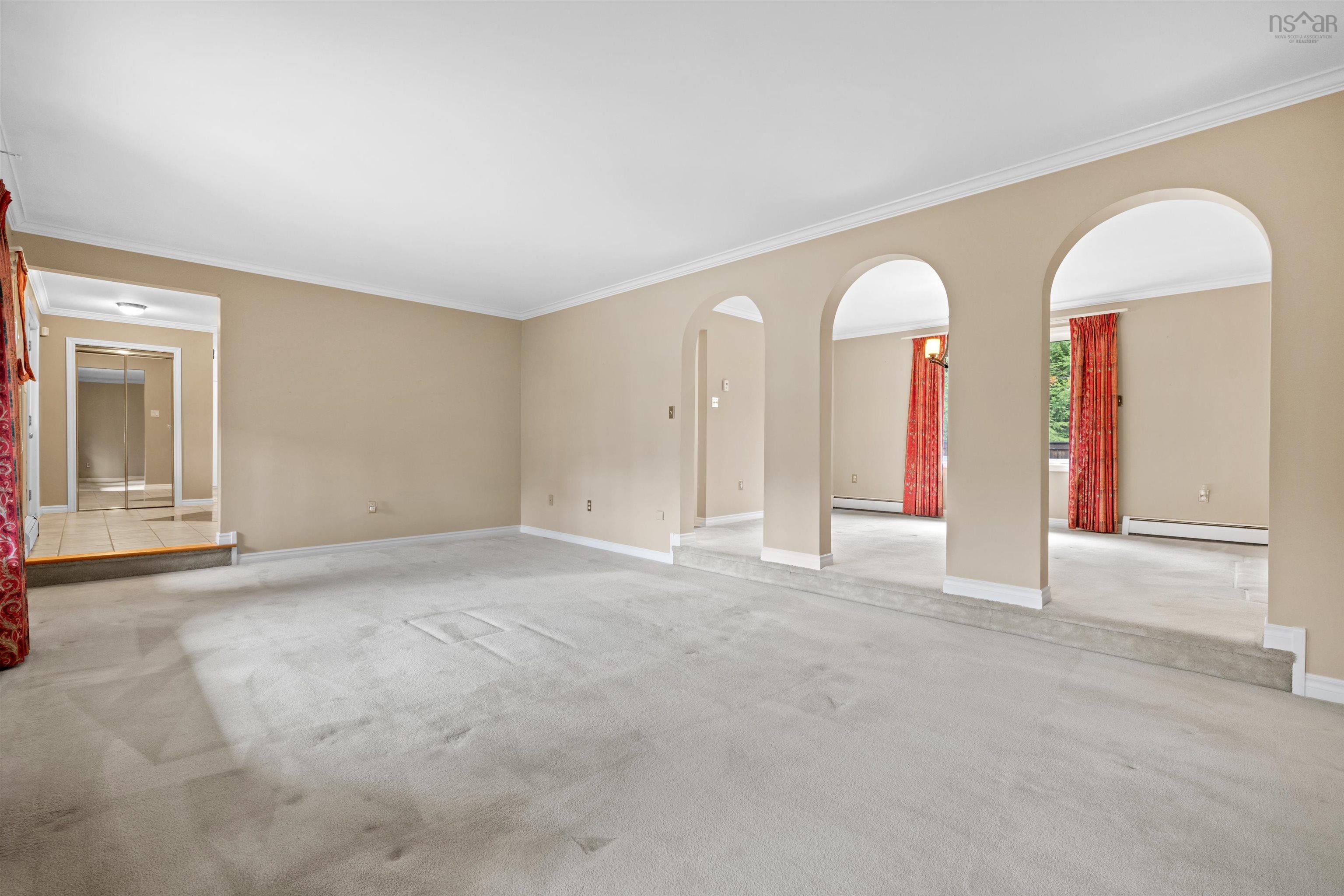 $1,075,000.00: 2 Trillium Terrace, Clayton Park