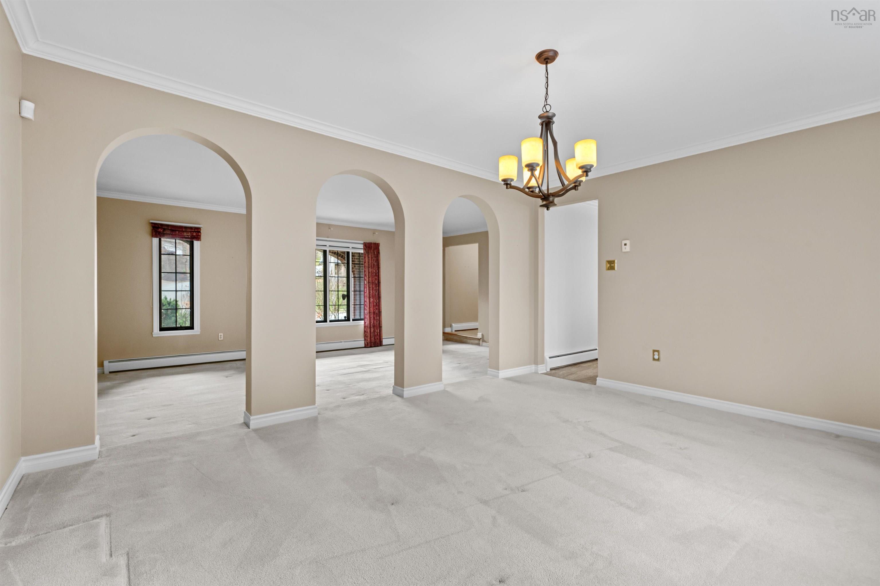 $1,075,000.00: 2 Trillium Terrace, Clayton Park