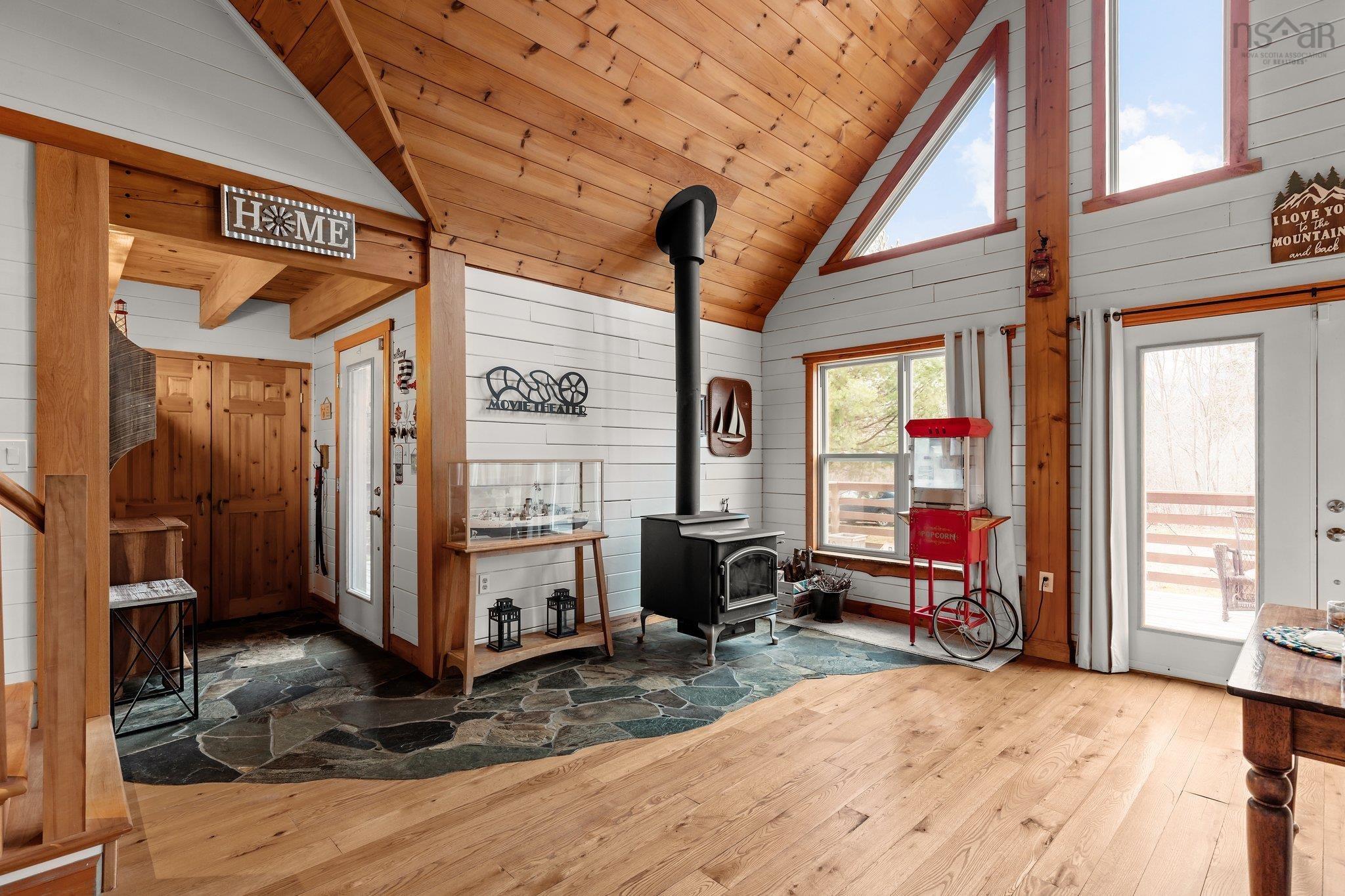 $629,900.00: 3734 Highway 10, Pinehurst
