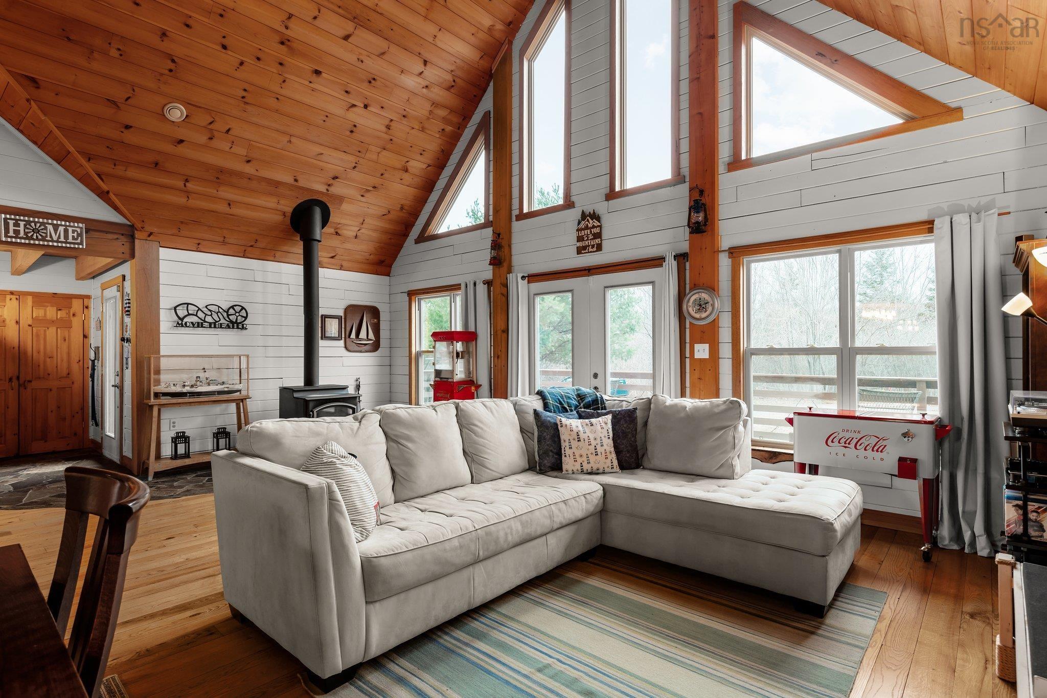 $629,900.00: 3734 Highway 10, Pinehurst