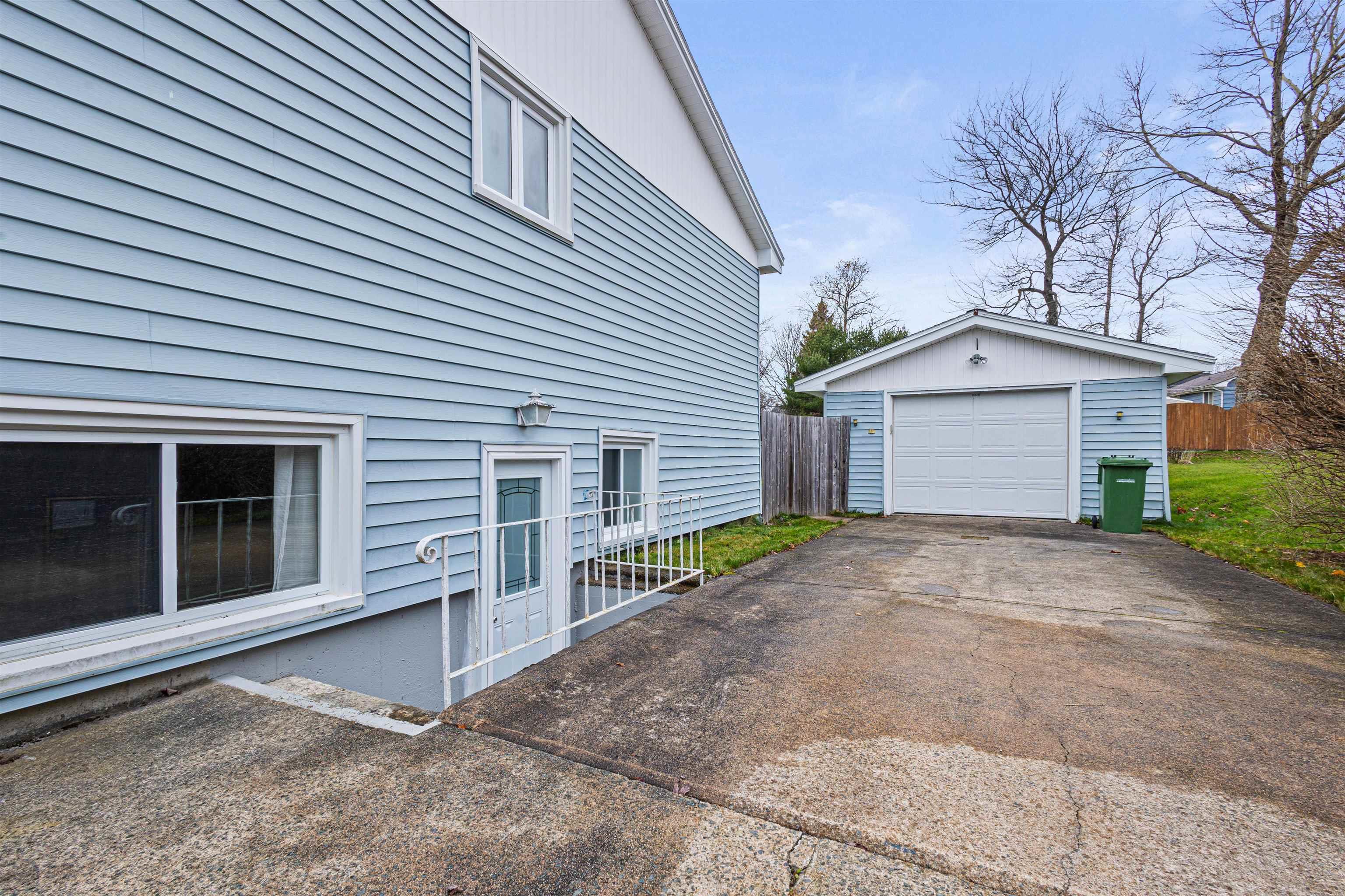 $584,900.00: 30 Anderson Street, Dartmouth