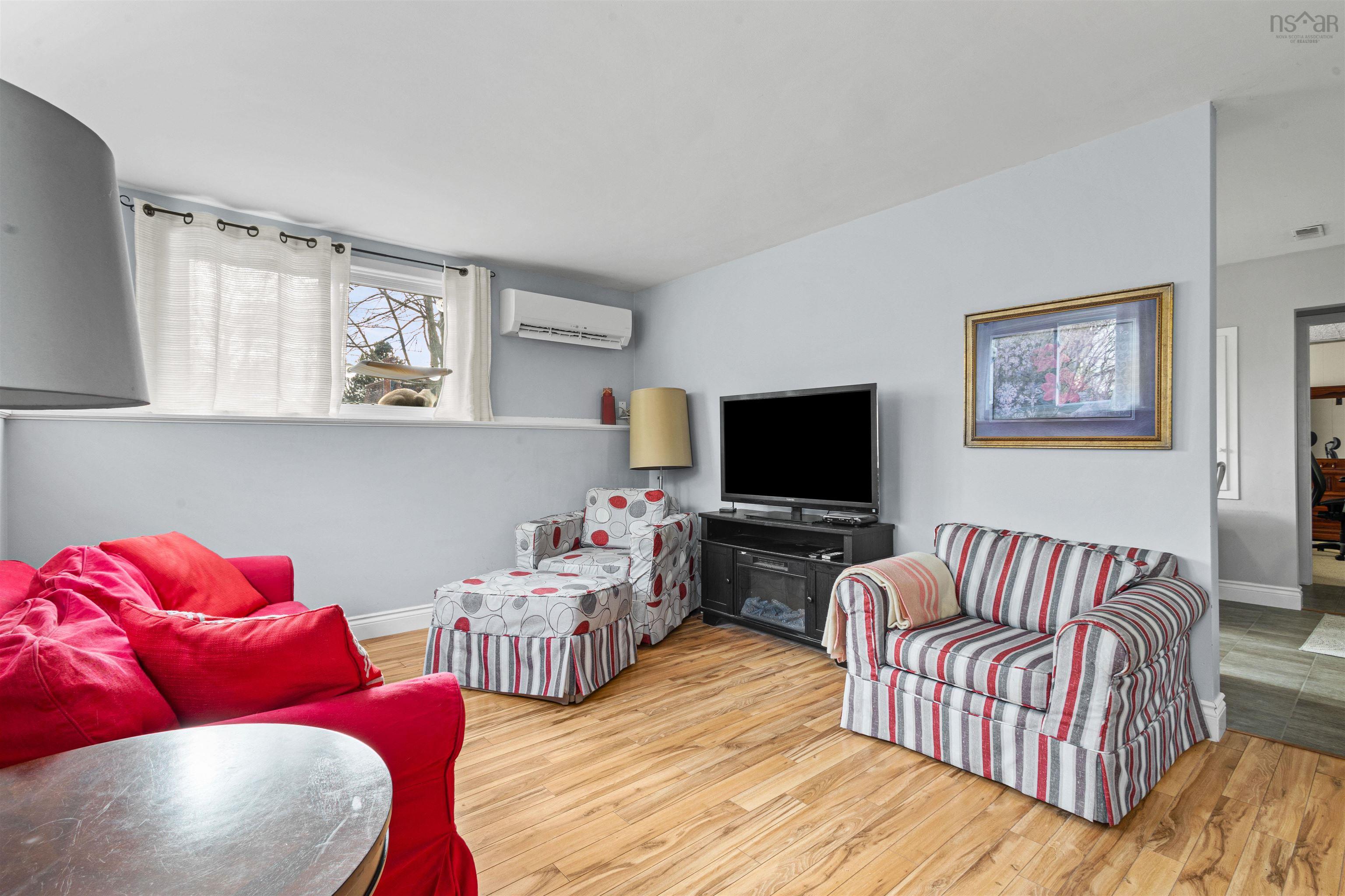 $584,900.00: 30 Anderson Street, Dartmouth