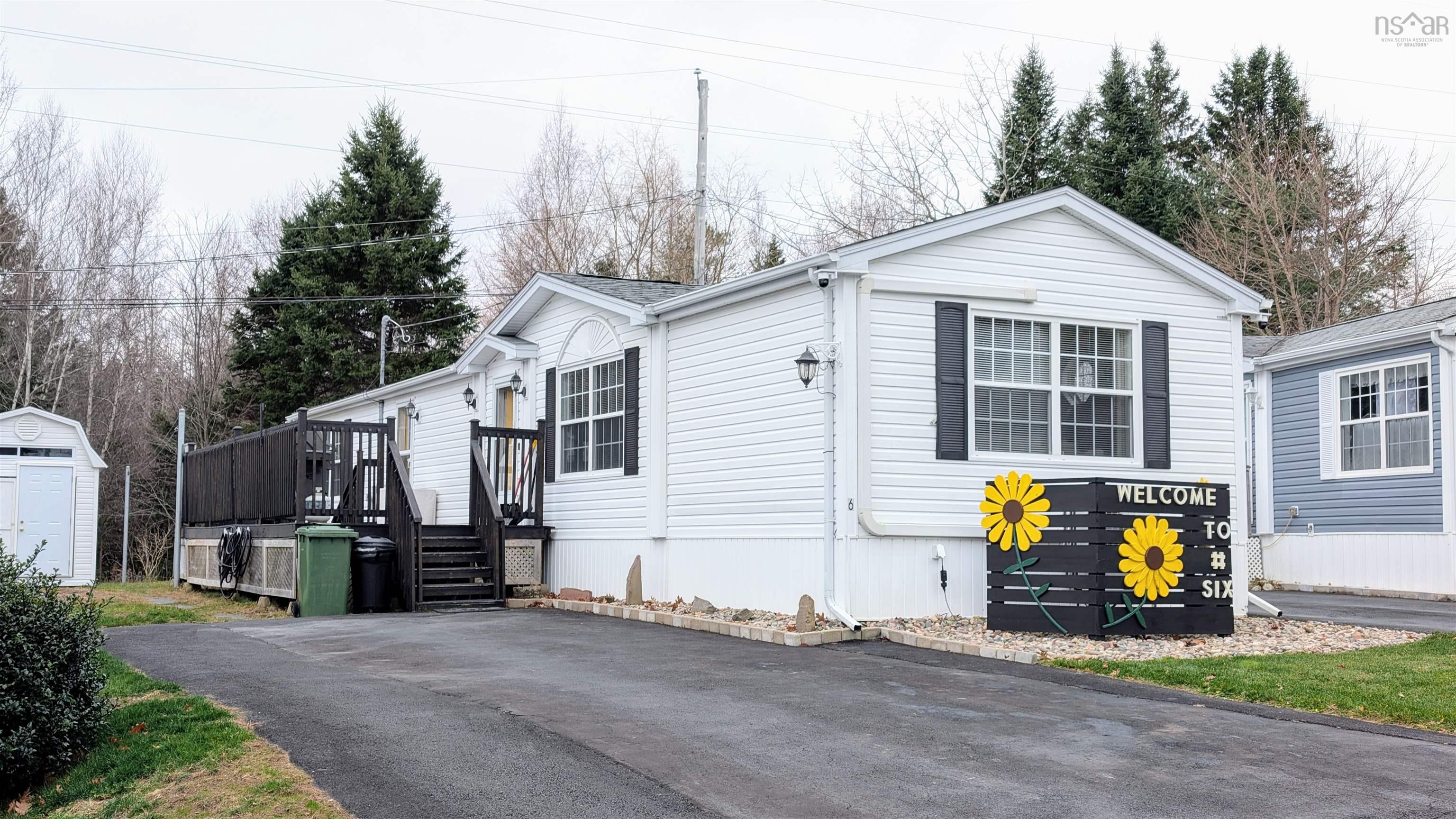$259,900.00: 6 Lynn Court, Lower Sackville