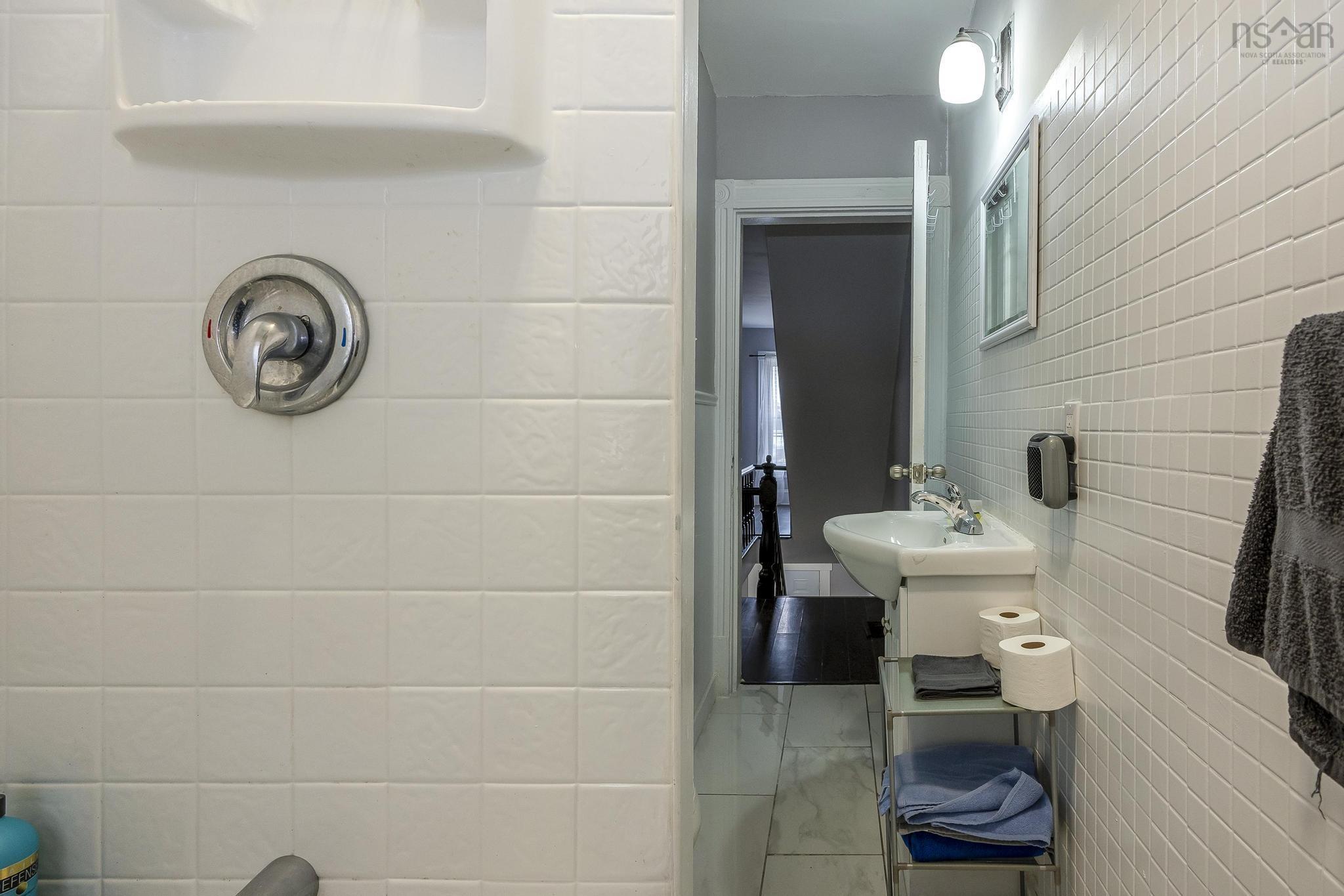 $650,000.00: 24-26 King Street, Truro