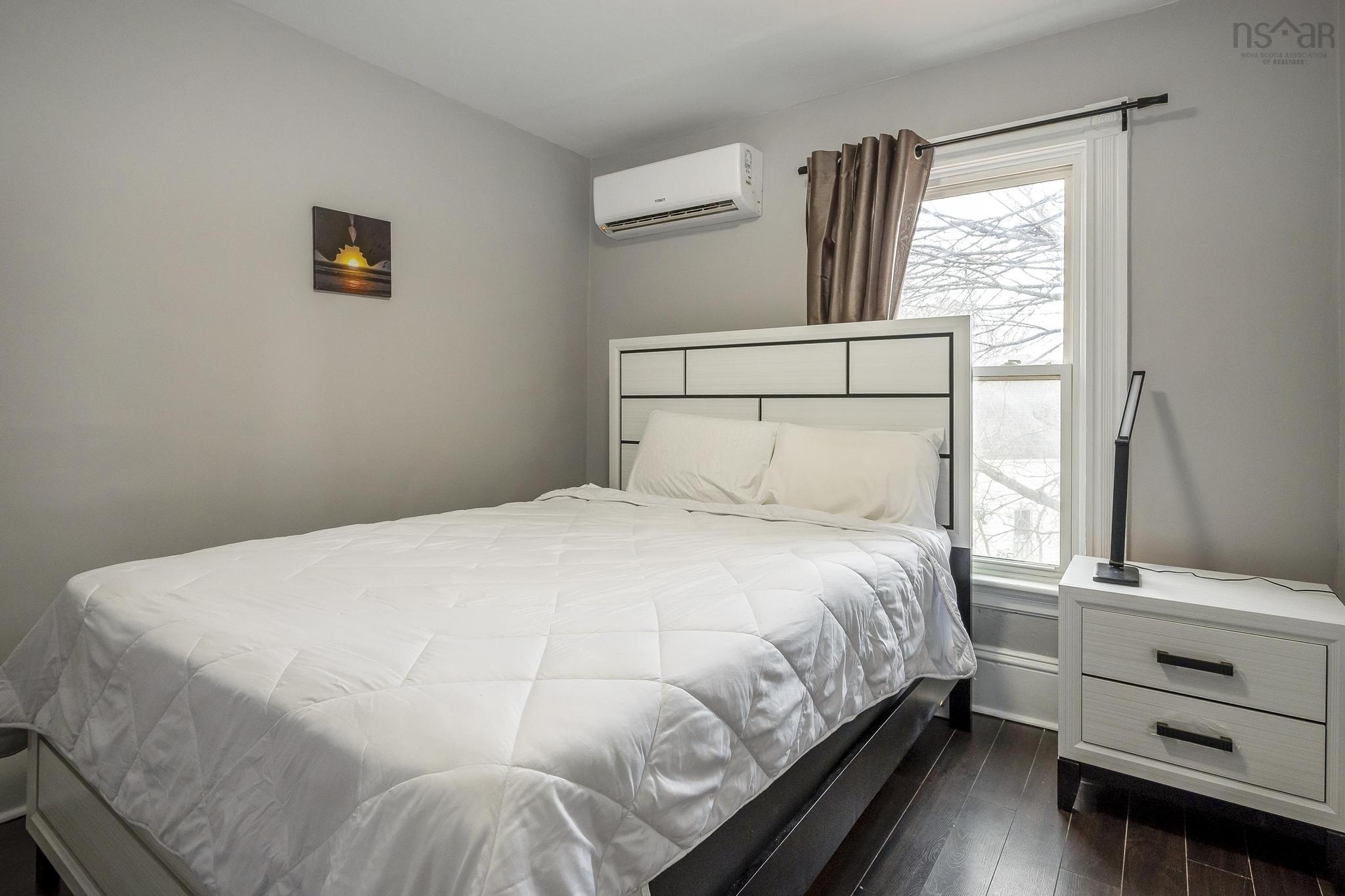$650,000.00: 24-26 King Street, Truro
