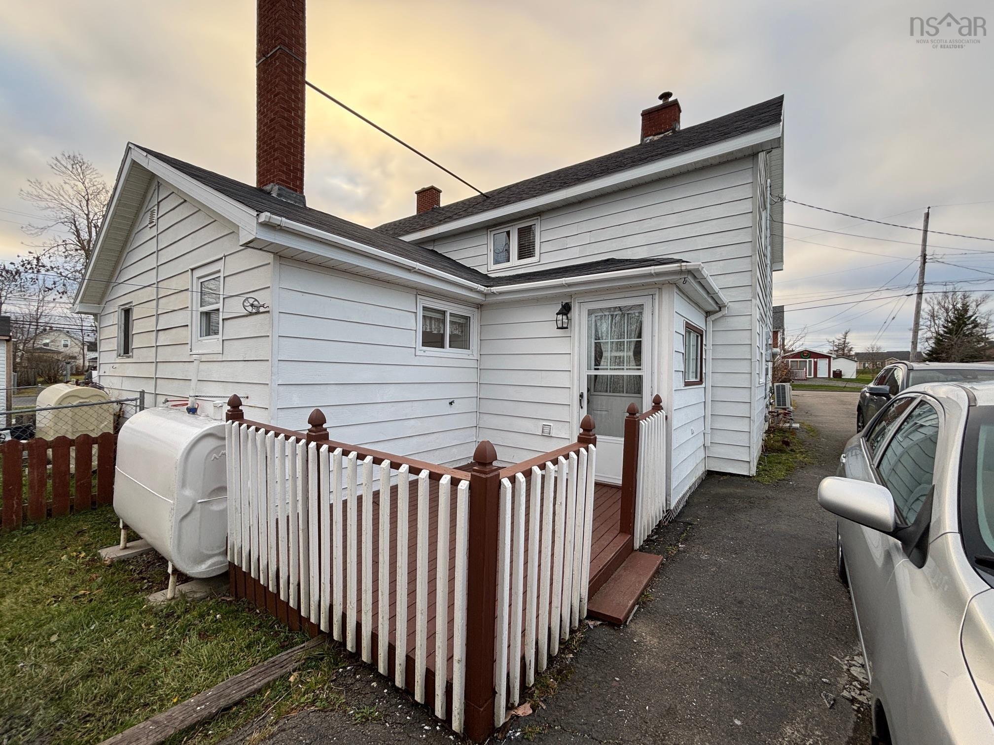 $149,900.00: 494 Ninth Street, New Waterford
