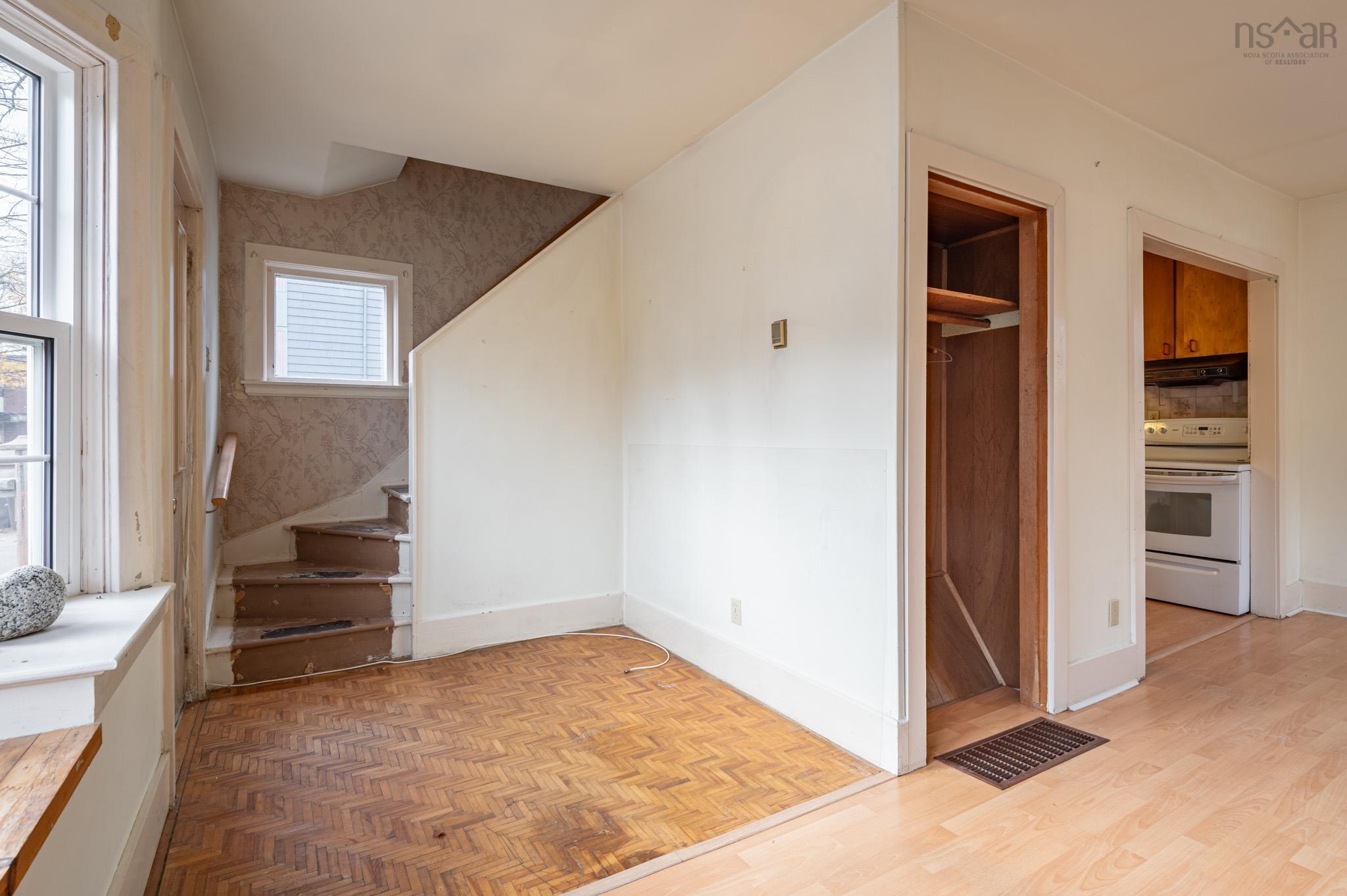 $549,000.00: 6019 South Street, Halifax