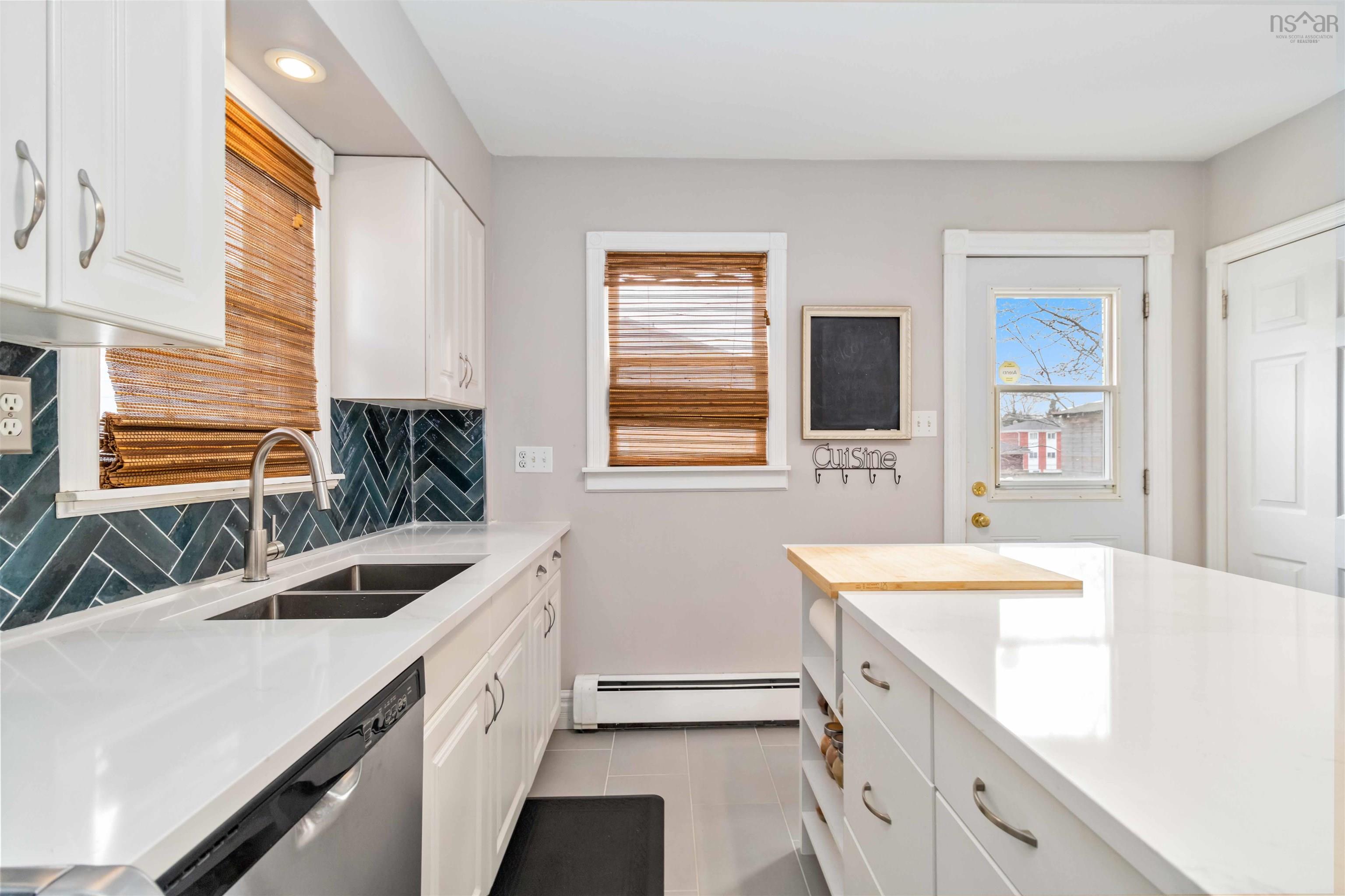 $769,900.00: 36 Sunnybrae Avenue, Halifax