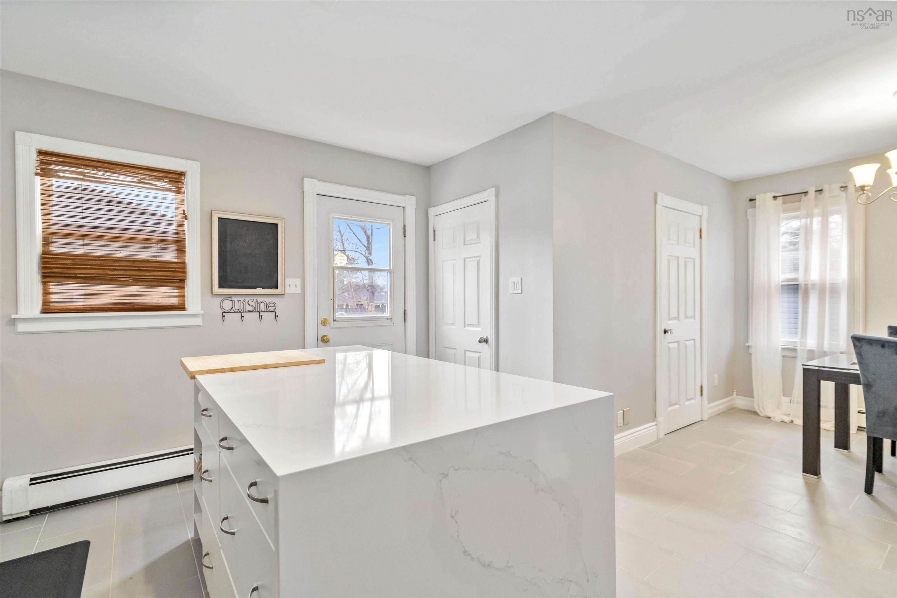 $769,900.00: 36 Sunnybrae Avenue, Halifax