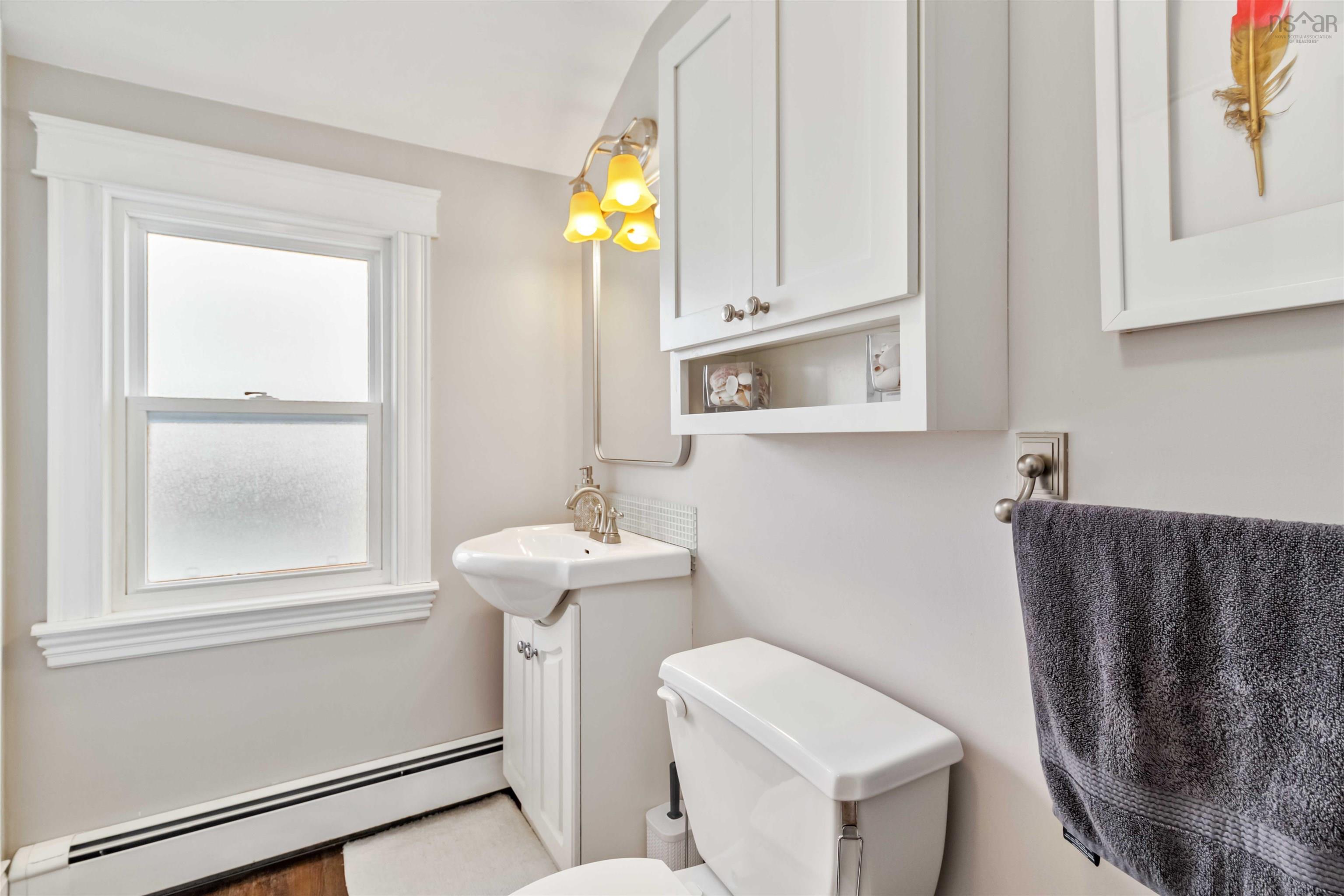 $769,900.00: 36 Sunnybrae Avenue, Halifax